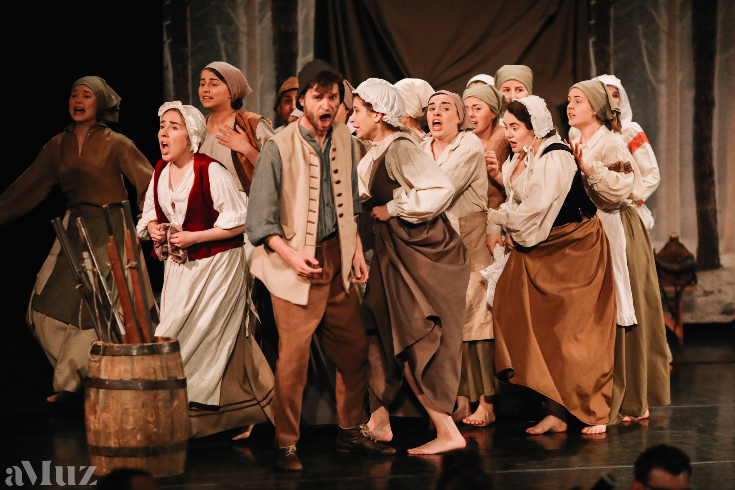 Opera Łąkowa. Fotograf Ślubny Warszawa - Sesje Biznesowe Rodzinne Eventy