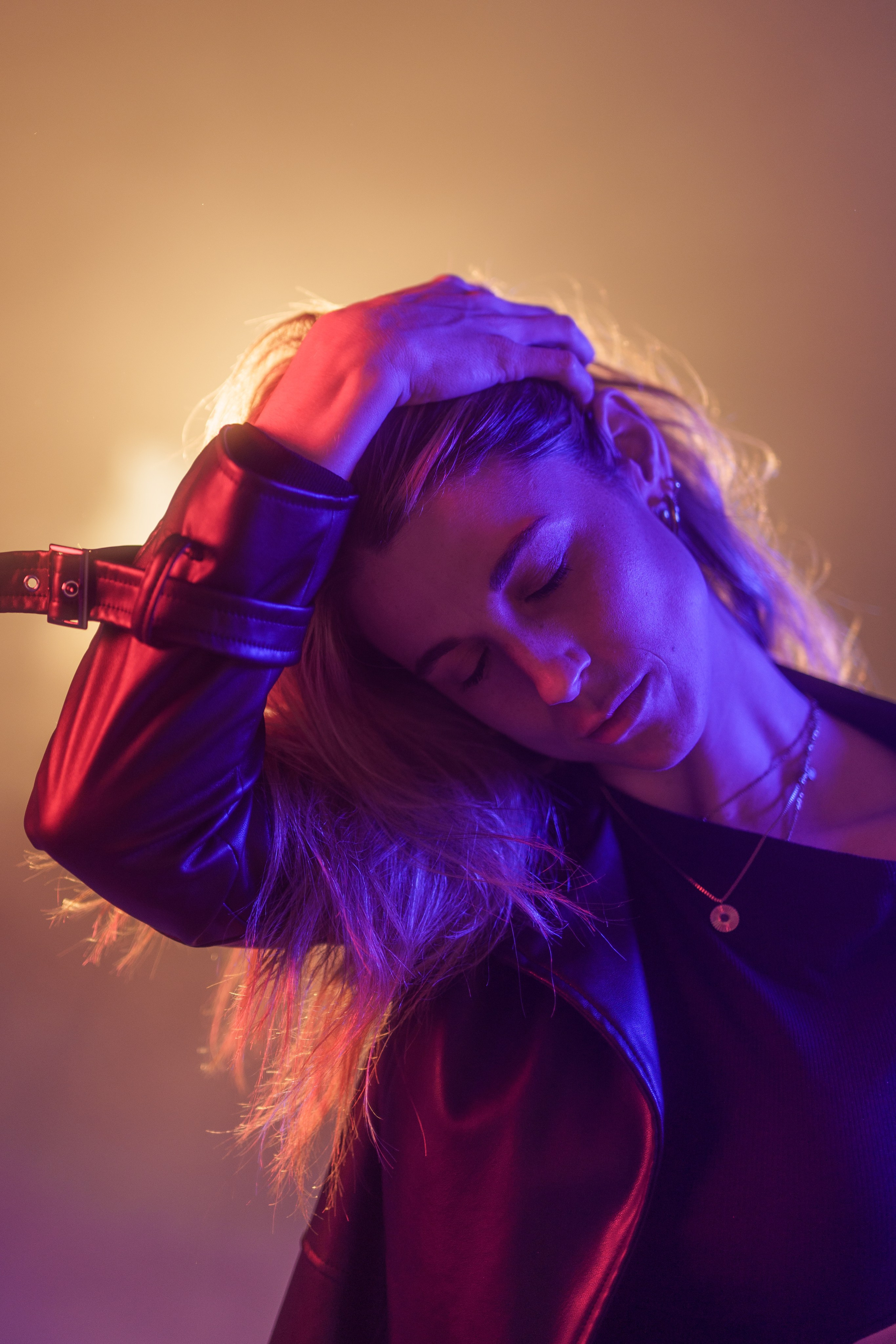 „Kölsch&Shoot“ in Cologne w/ Lisa (Set #5). URBANSTREETFILES.ART