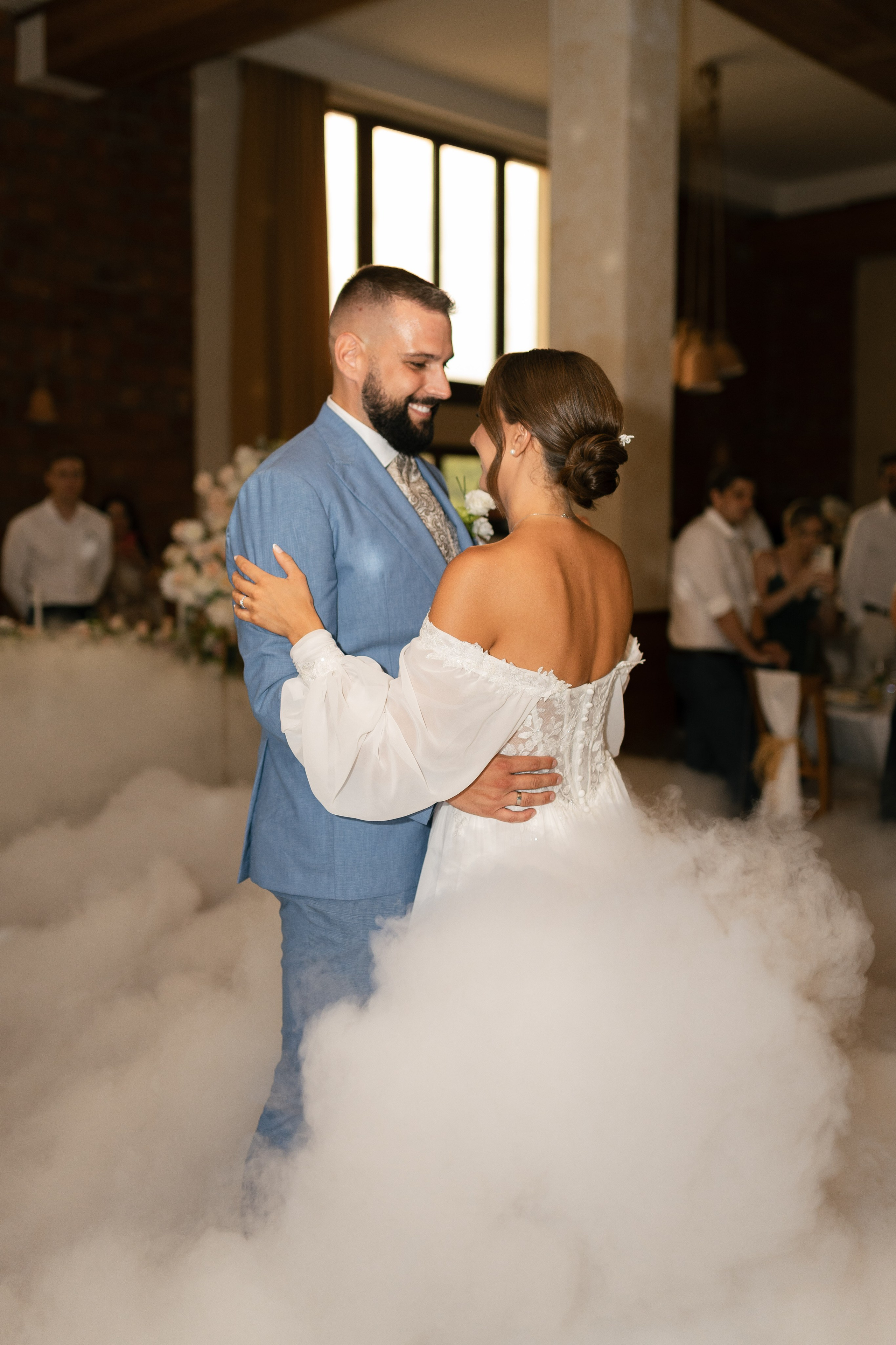 M&D|Between City Lights and Hidden Oasis. Black Sheep Produkcija| Wedding Photography and Wedding Films, based in Kragujevac, Europe / Fotograf i videograf, Kragujevac, Srbija