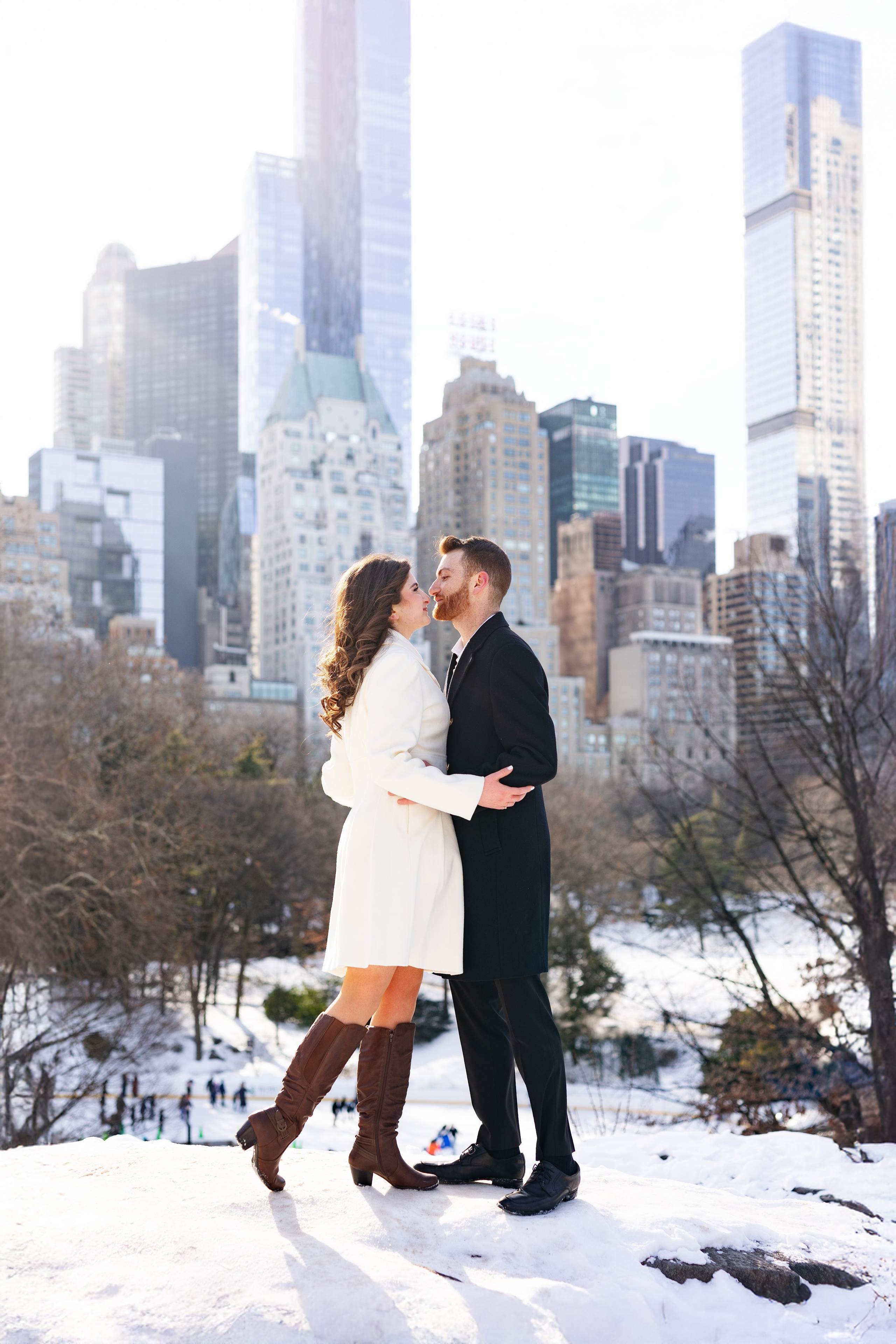 Winter Love in Central Park. Family, lifestyle, and commercial photography in New York and New Jersey