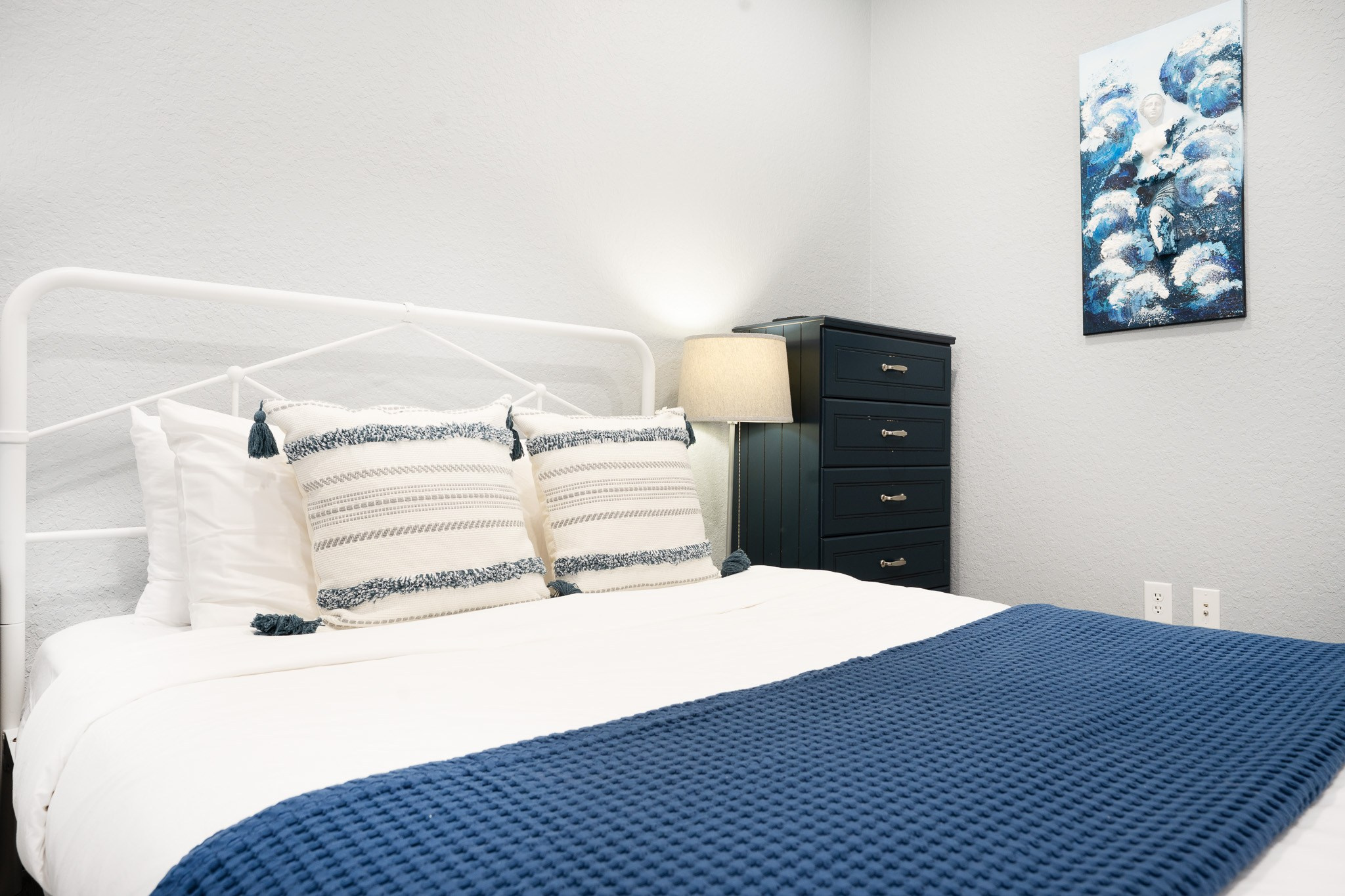 Airbnb: Real Estate 03. Welcome to my video and photo world!