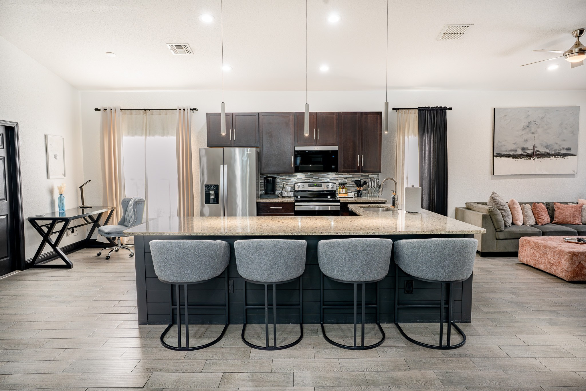 Airbnb: Real Estate 03. Welcome to my video and photo world!