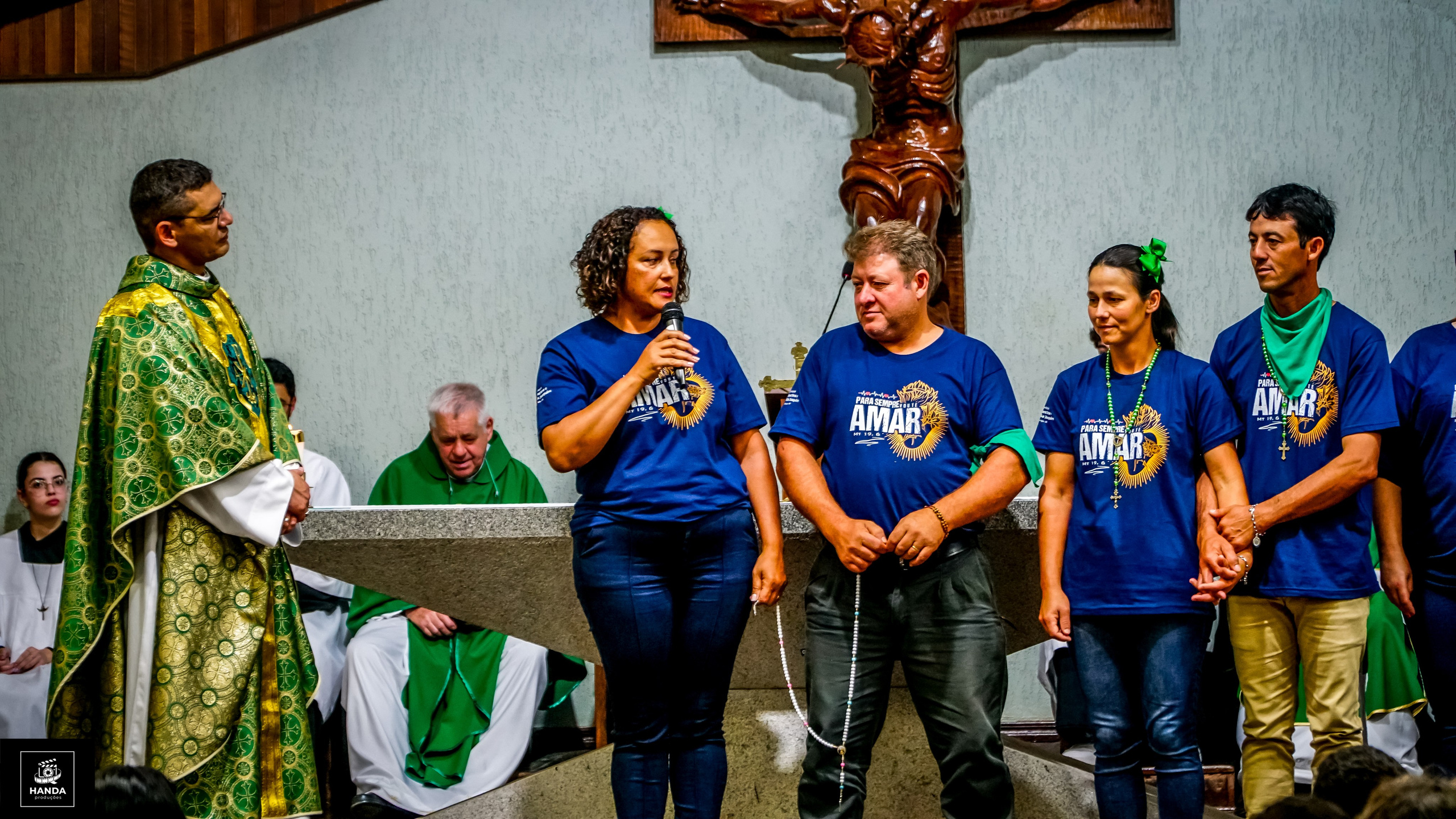 Acampamento Casais. Handa Produções