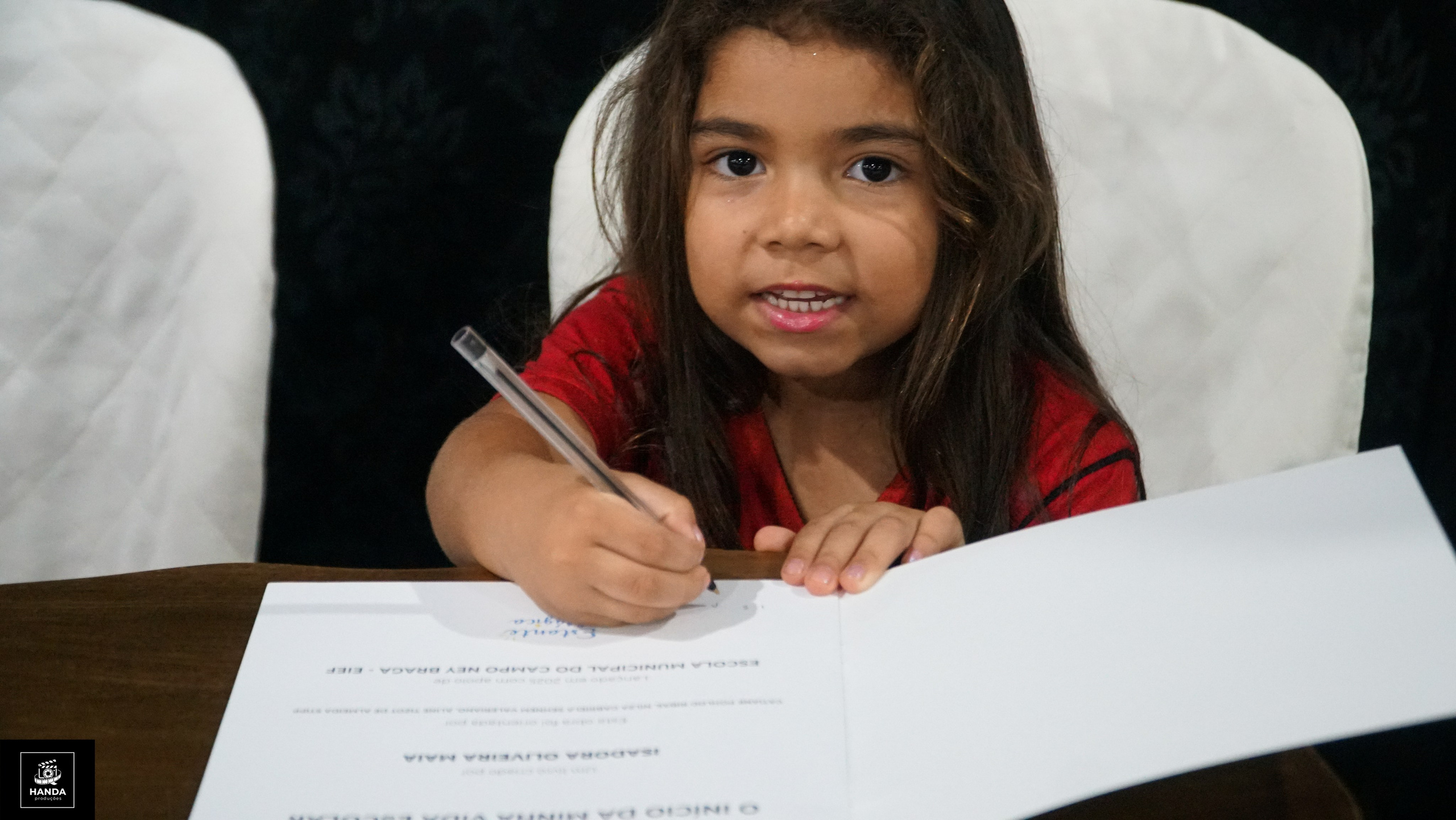 Noite autógrafos colégio Aurélio Buarque de Holanda. Handa Produções