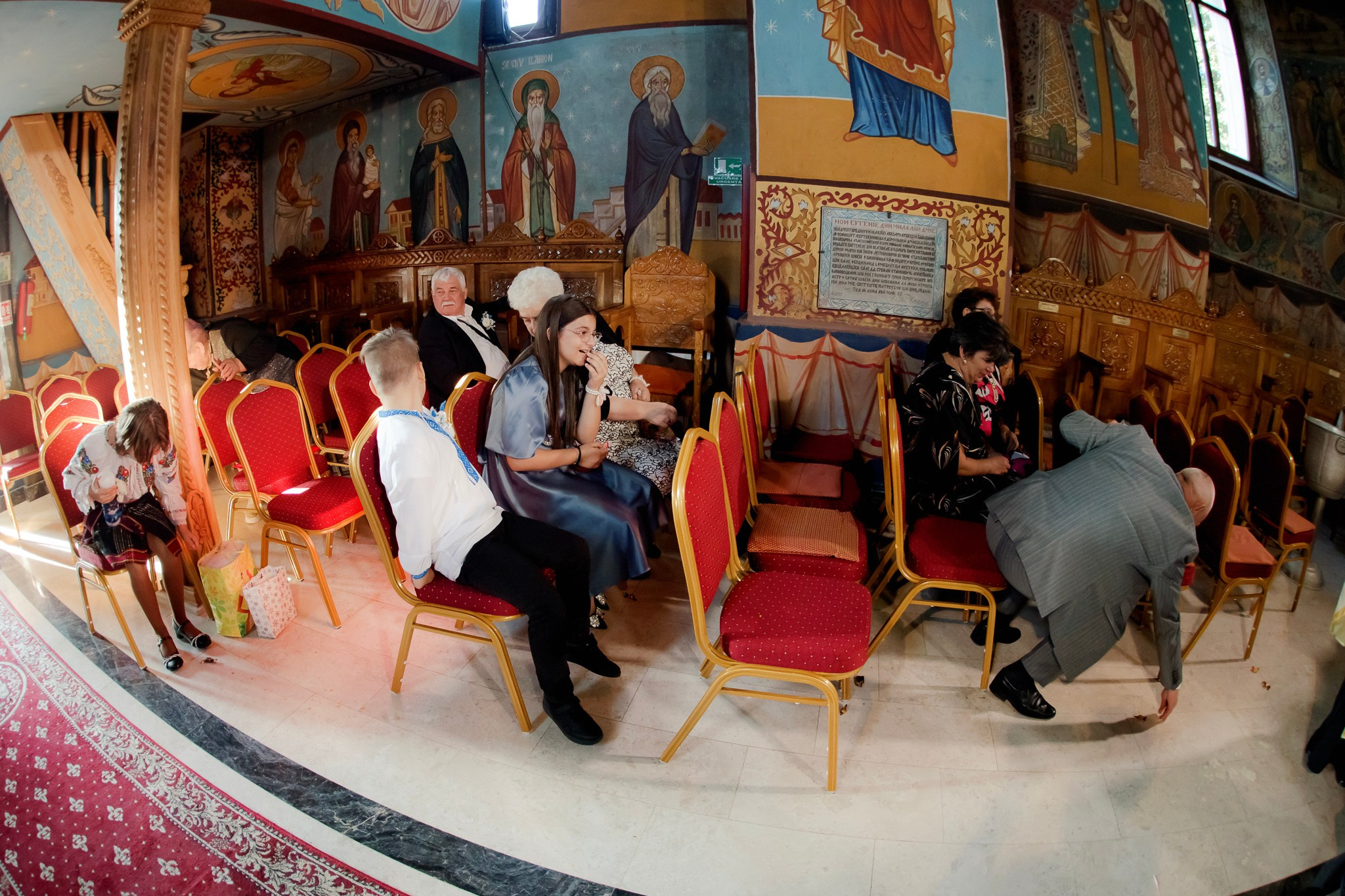 Mihai & Oana. Servicii foto-video profesionale, pentru momente de neuitat