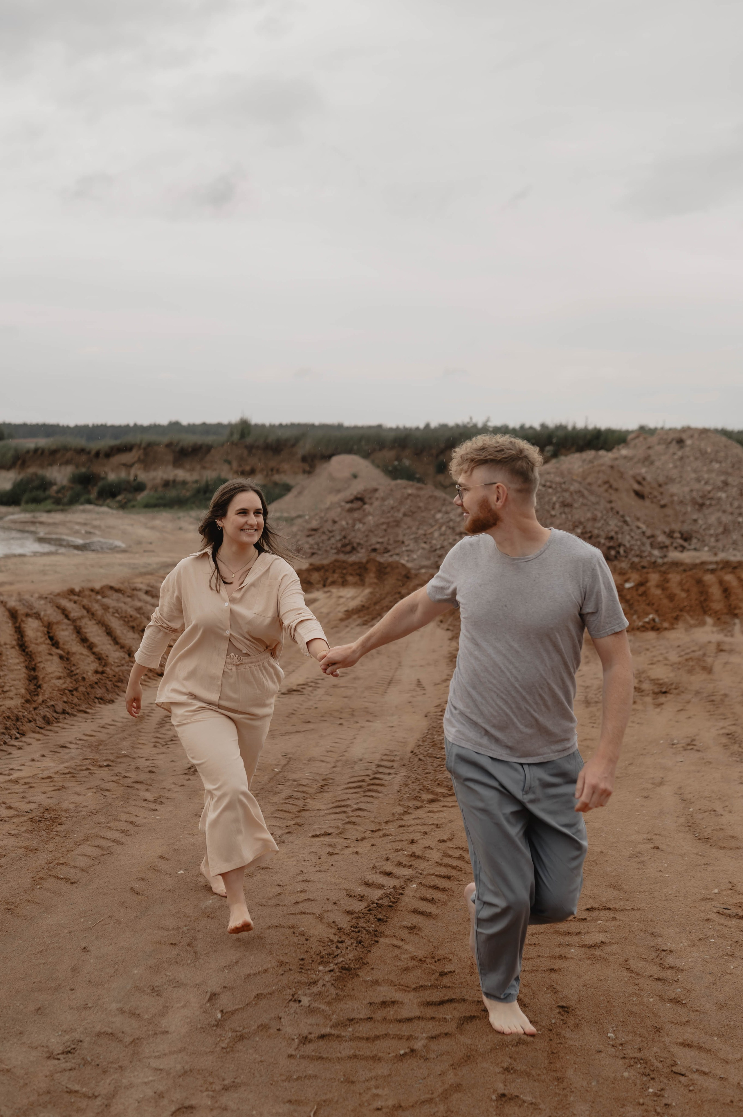 Rain & Sun | Love Story in Wolframs-Eschenbach. Fotografin Ansbach - Paare | Hochzeit | After Wedding