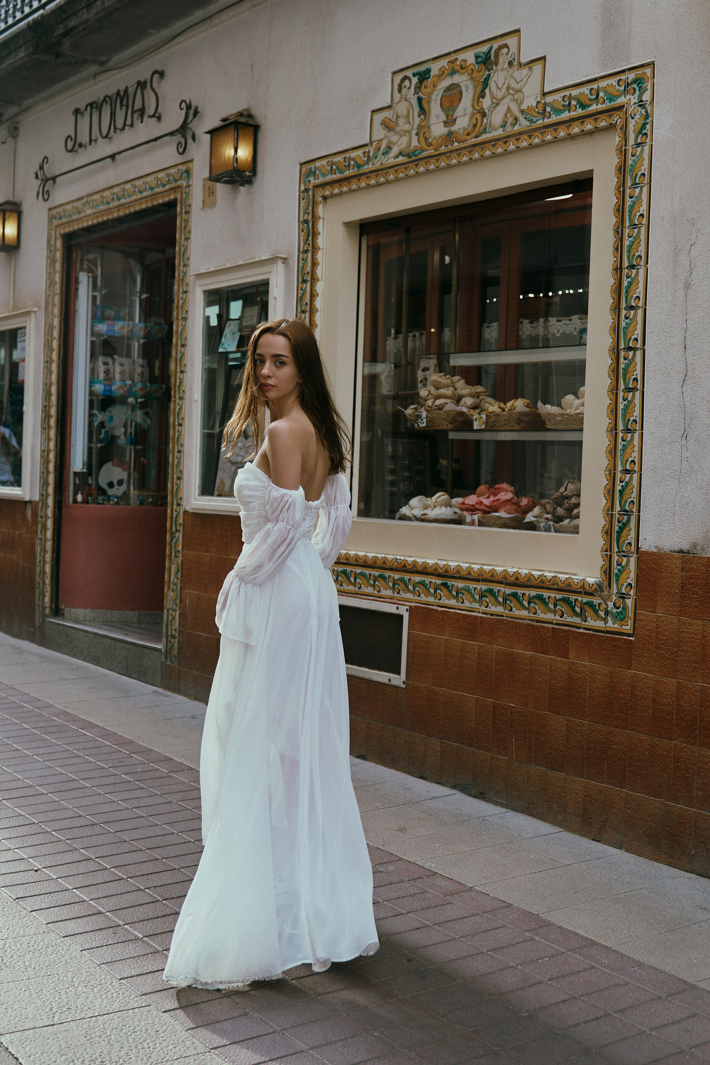 The runaway bride. Photographer in Barcelona Spain Zhanna Zakharchenko