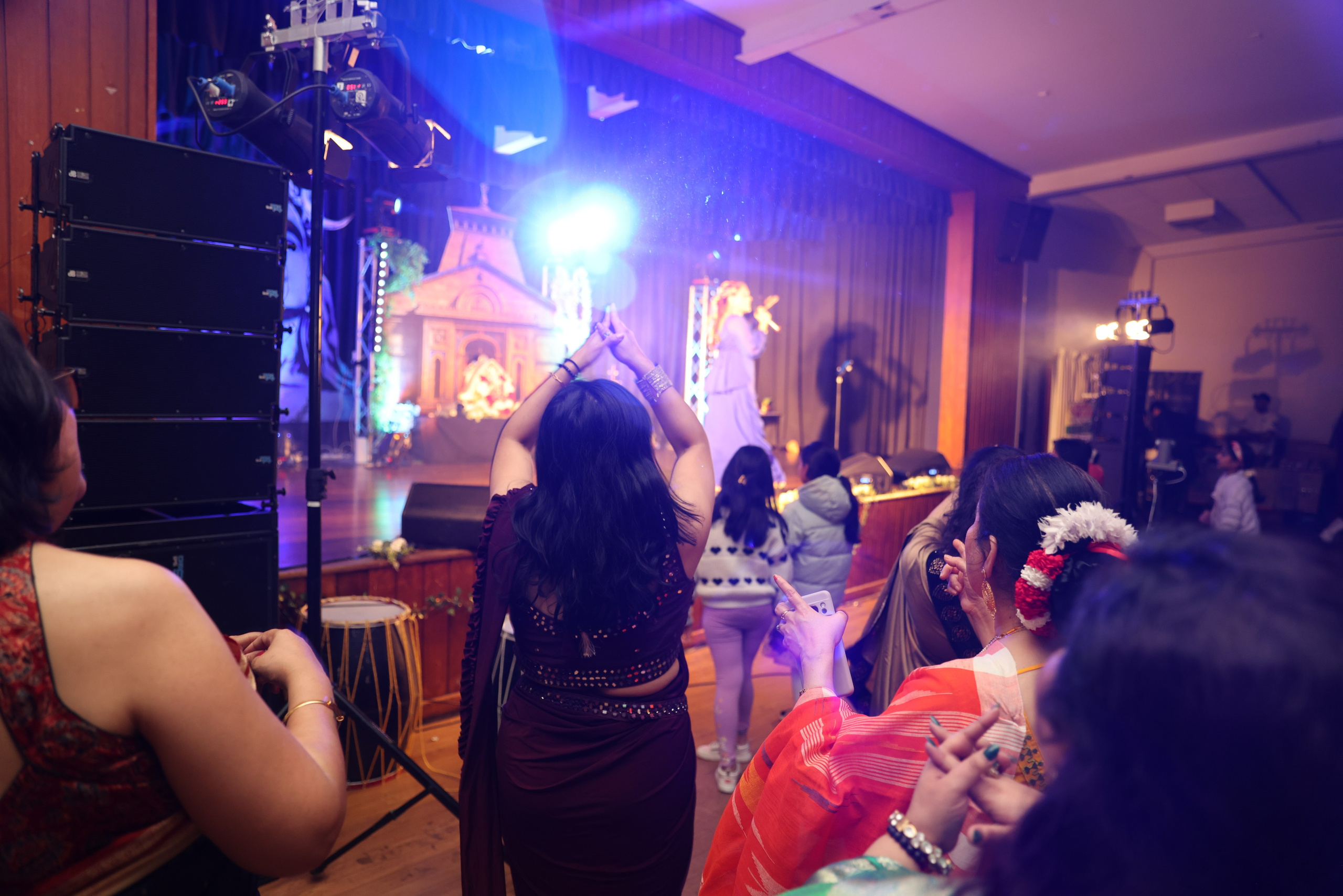 Nbysa Sydney. MHCreative is family-oriented photographer based in SYDNEY