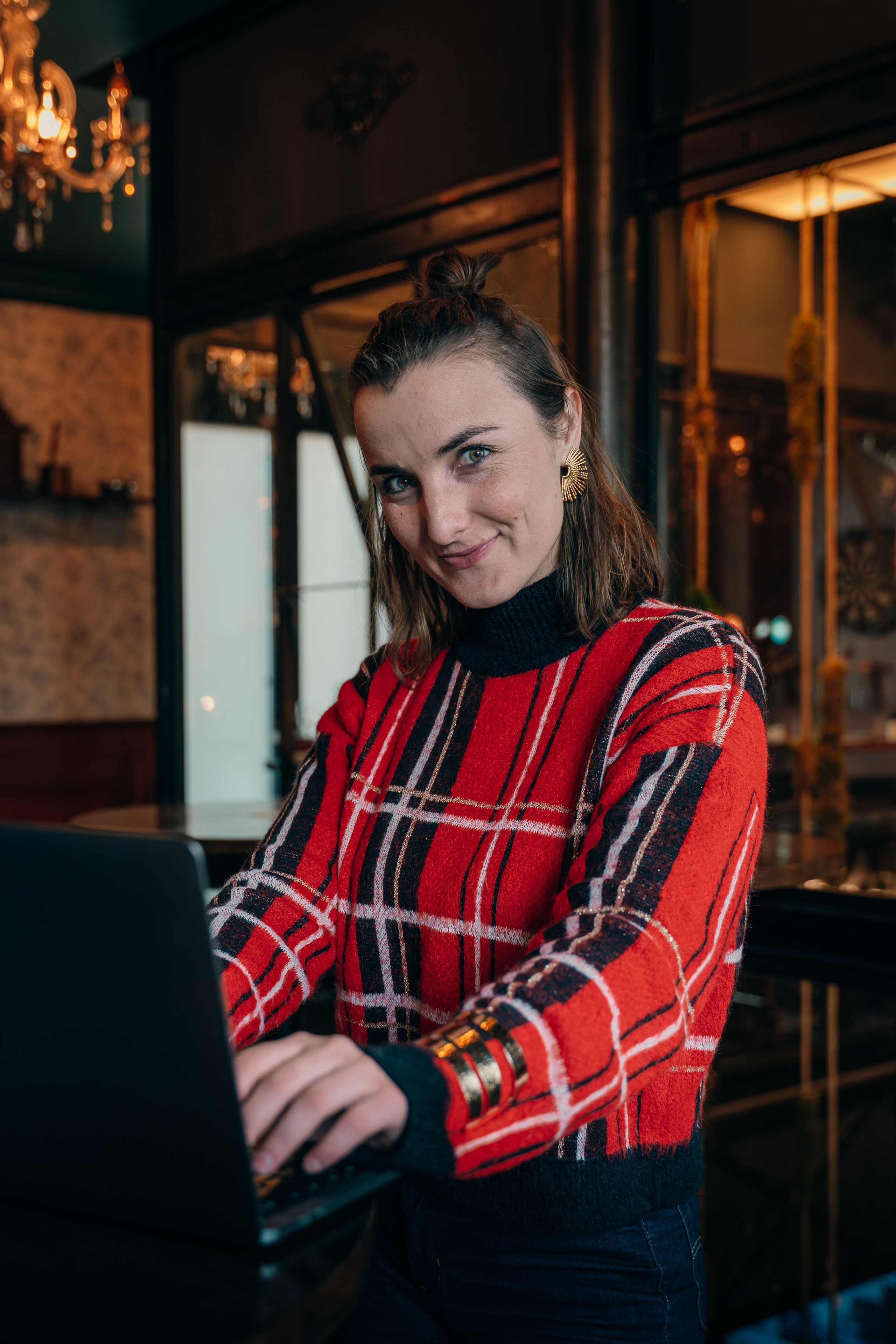 Gloria • portrait pro. Photographe & vidéaste business à Toulouse | OC.Studio