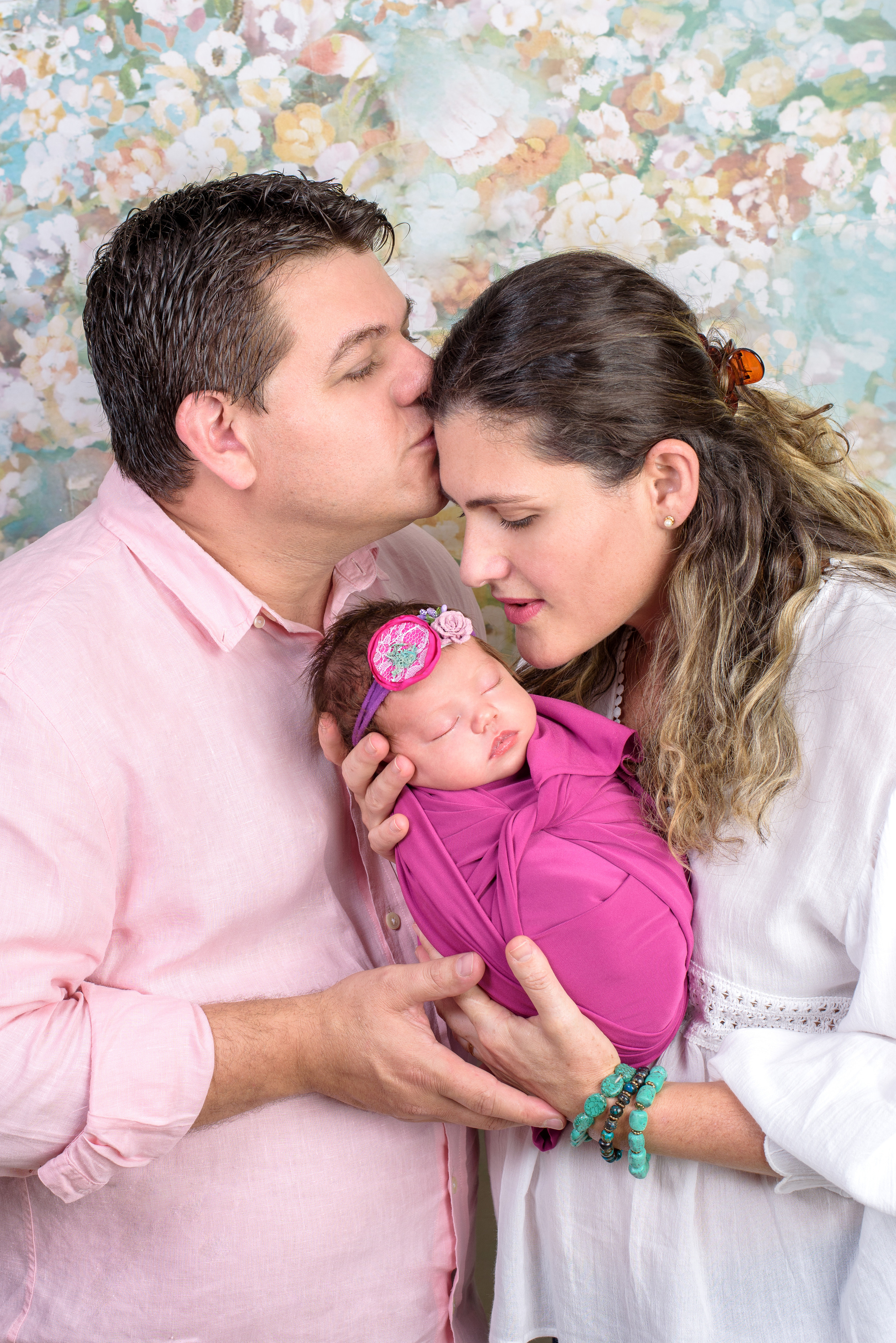 Beautiful newborn and family photo shoot Nairobi Mombasa Kenya. Newborn, Baby, Maternity and Family Photographer Nairobi Mombasa Kenya