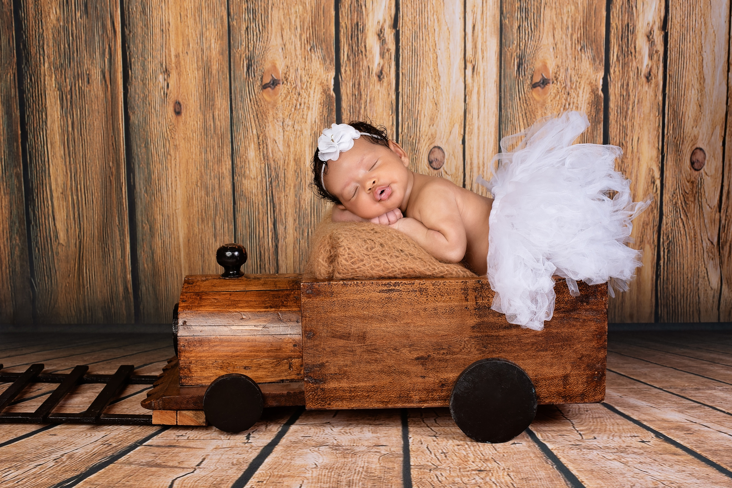 Baby girl Newborn photo shoot Nairobi Kenya. Newborn, Baby, Maternity and Family Photographer Nairobi Mombasa Kenya