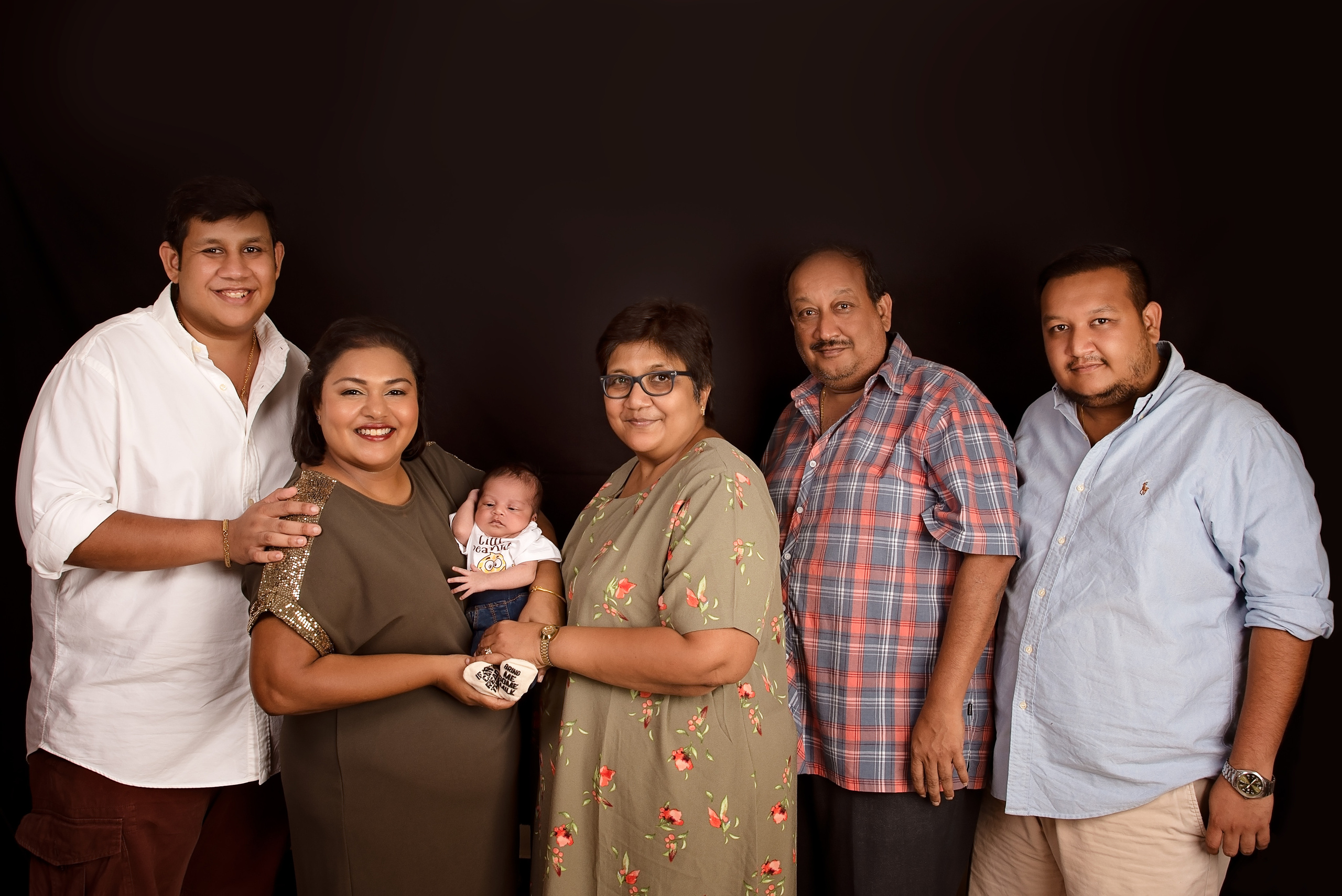 Big Asian family father mother sister newborn photo shoot Nairobi Mombasa Kenya 