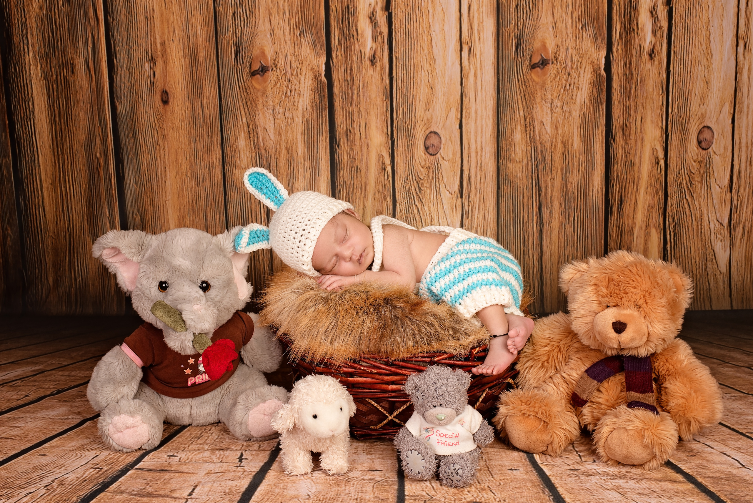 Krina newborn photo shoot Mombasa Kenya. Newborn, Baby, Maternity and Family Photographer Nairobi Mombasa Kenya