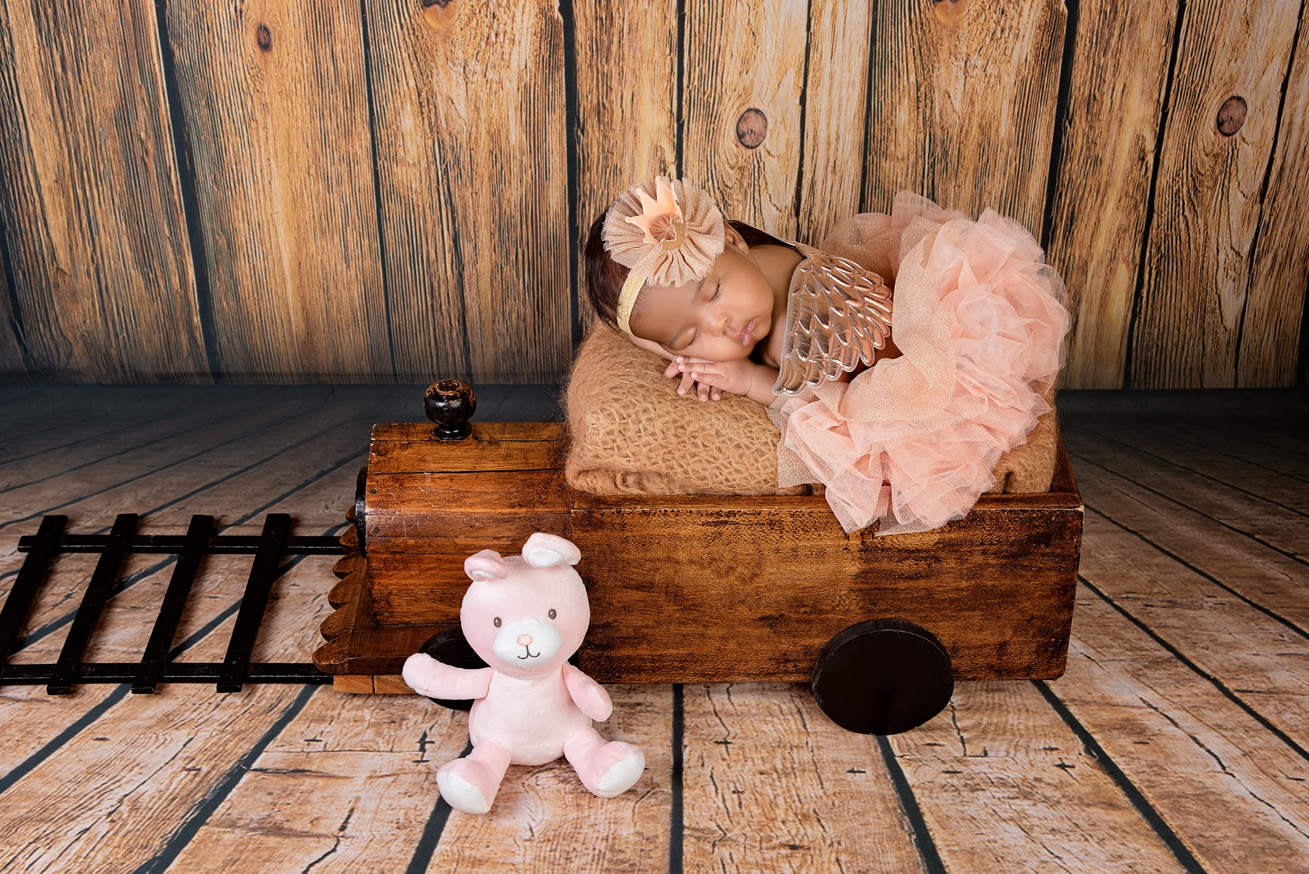 Diana newborn photo shoot Nairobi Kenya. Newborn, Baby, Maternity and Family Photographer Nairobi Mombasa Kenya