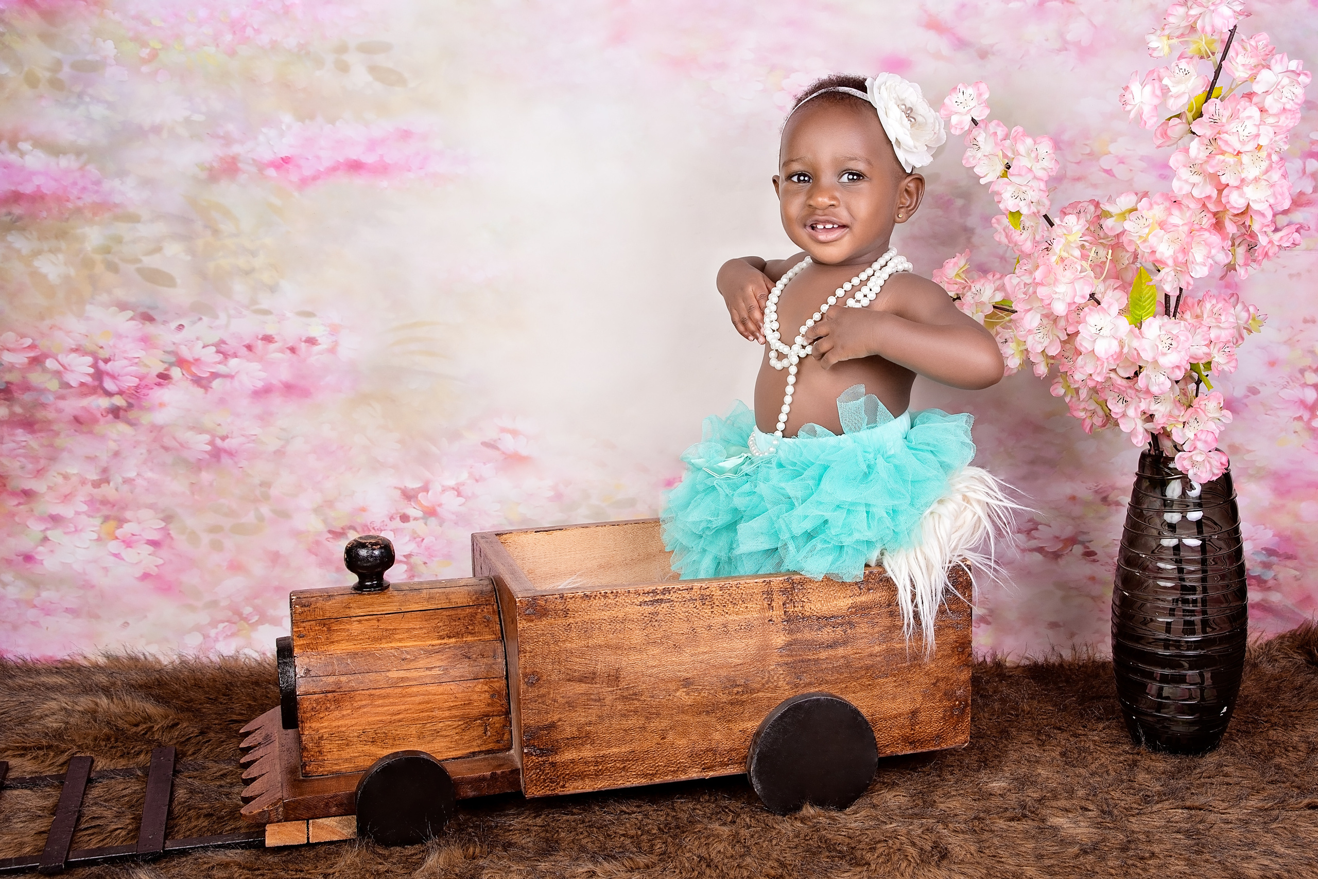 Winnie newborn and family photo shoot Nairobi Kenya. Newborn, Baby, Maternity and Family Photographer Nairobi Mombasa Kenya