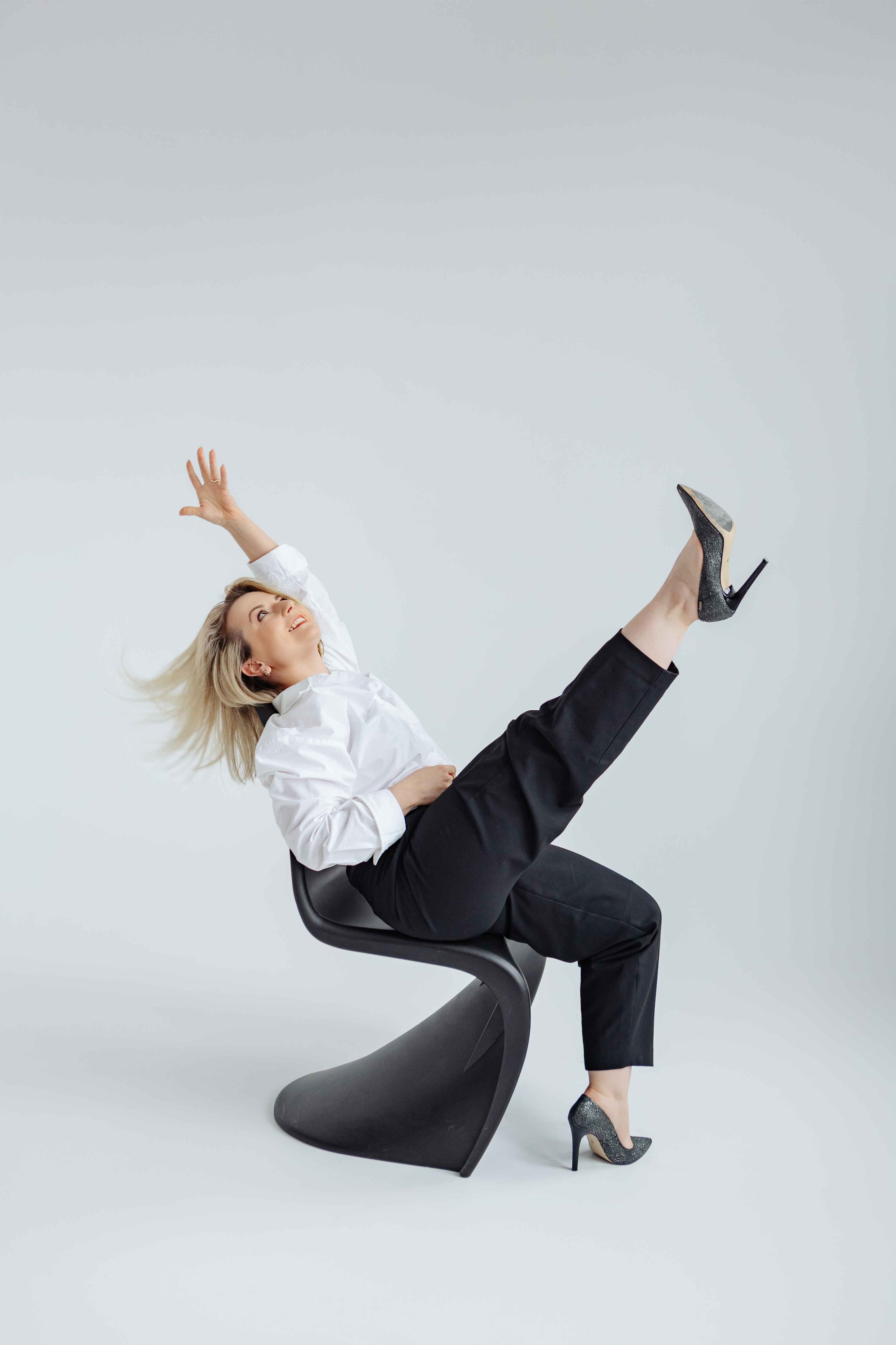 Laura. Cristina Andronache fotograf Brașov fotograf de familie fotograf de nunta Brașov