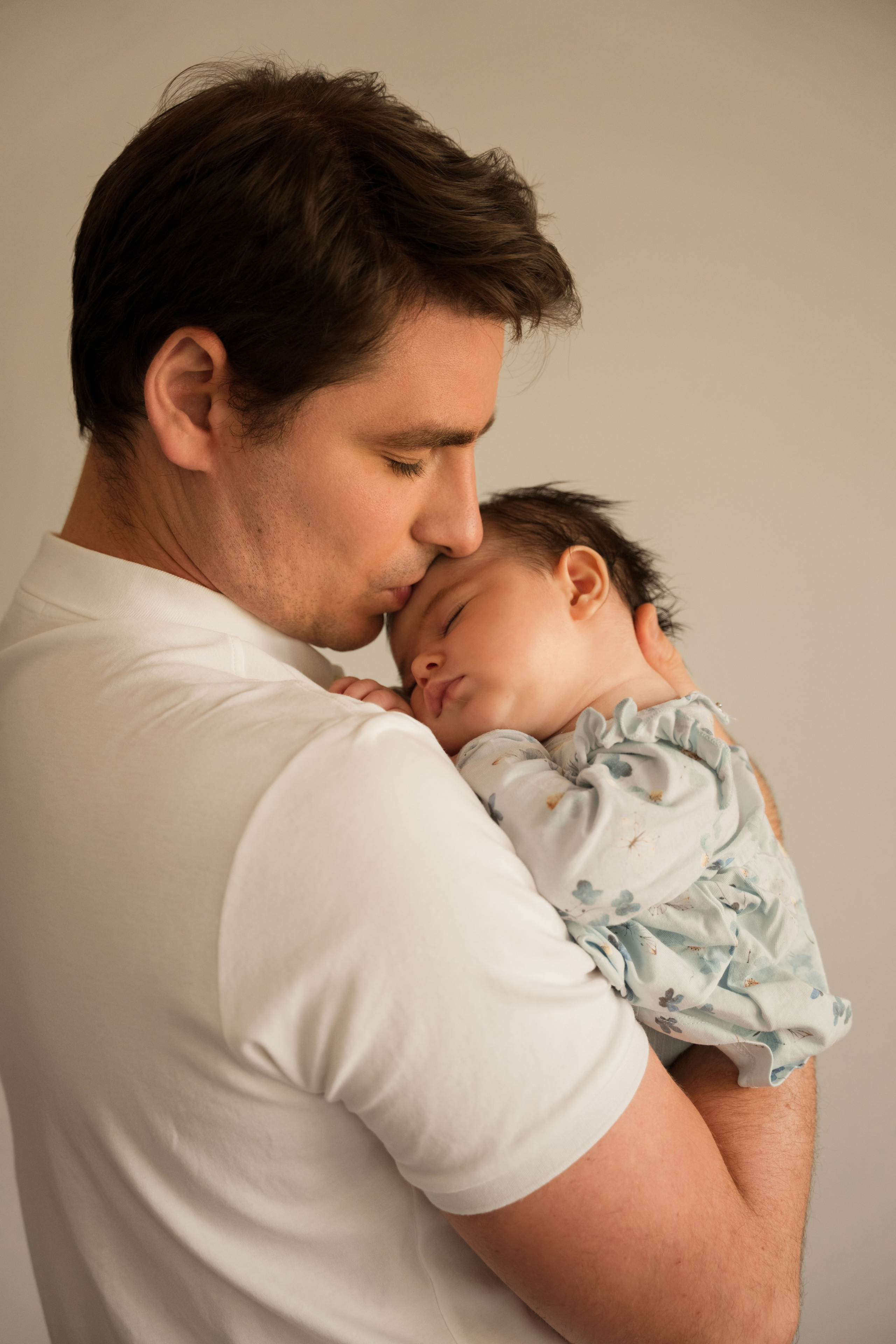 Our little family story. Angela Iakovleva — Family Photographer in Dubai