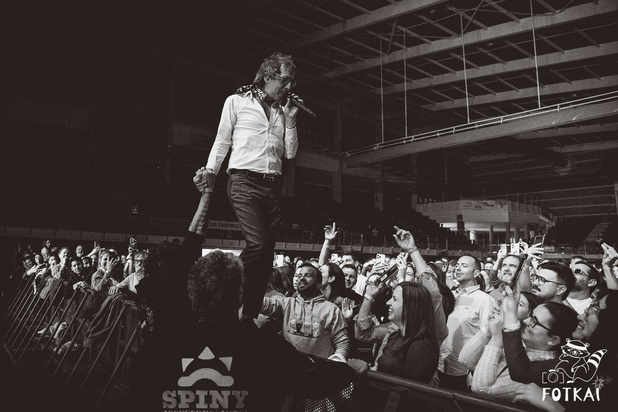 Sidonie en Torrevieja 2025 – Fotos del concierto y reportaje completo | FOTKAI