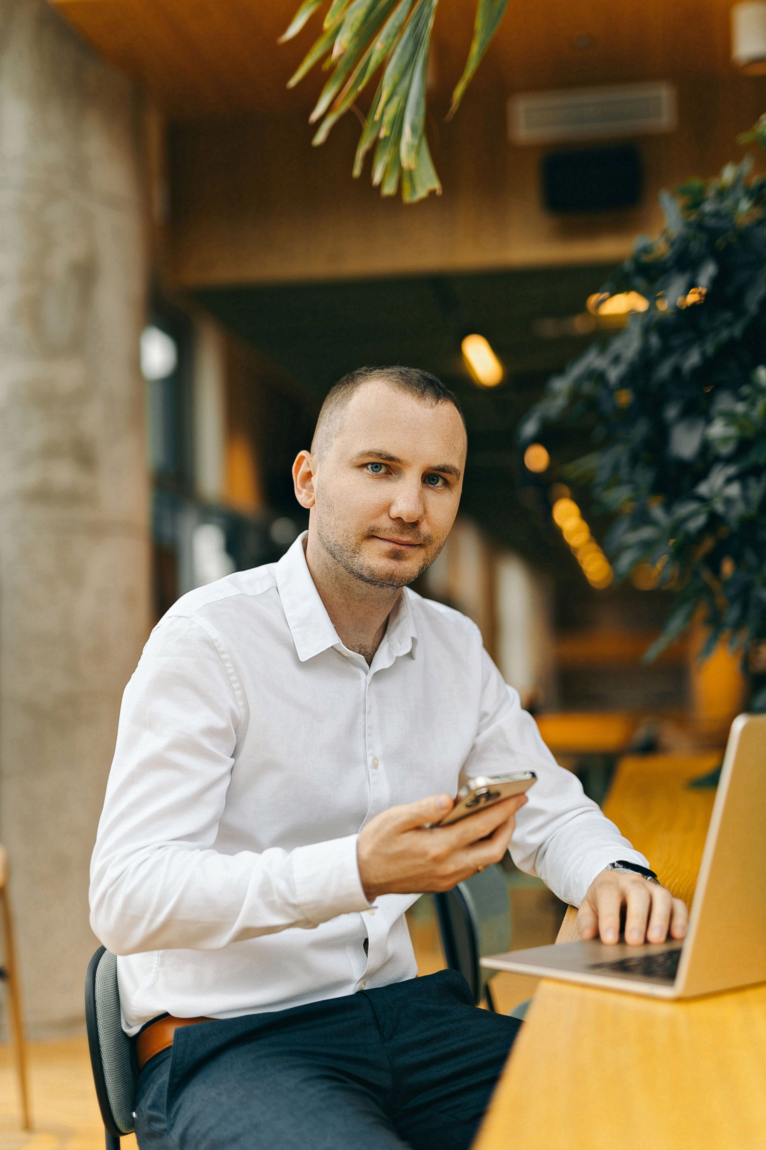 Бизнес-портрет. Фотограф в Таллинне — портретные, семейные и детские фотосессии