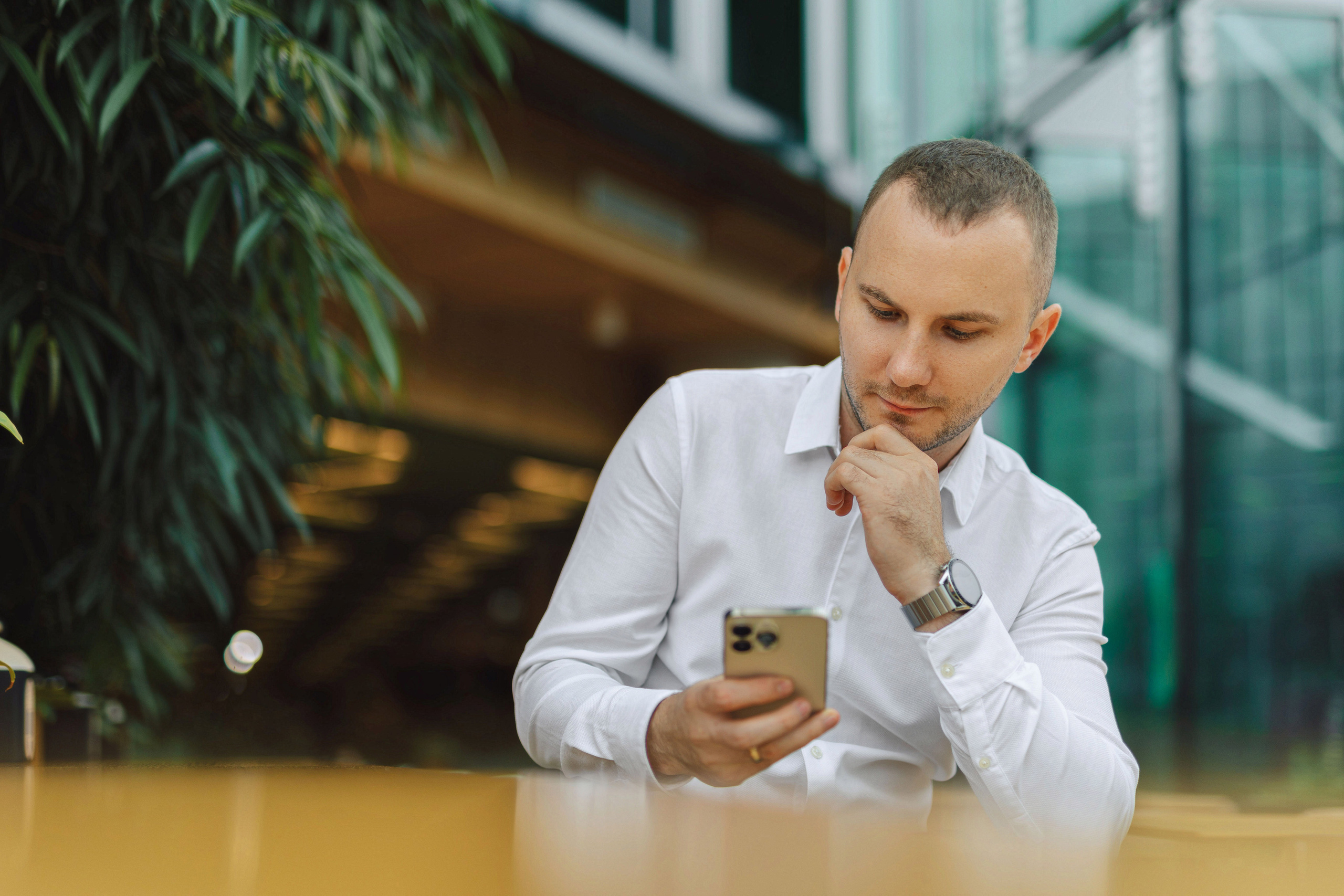 Бизнес-портрет. Фотограф в Таллинне — портретные, семейные и детские фотосессии