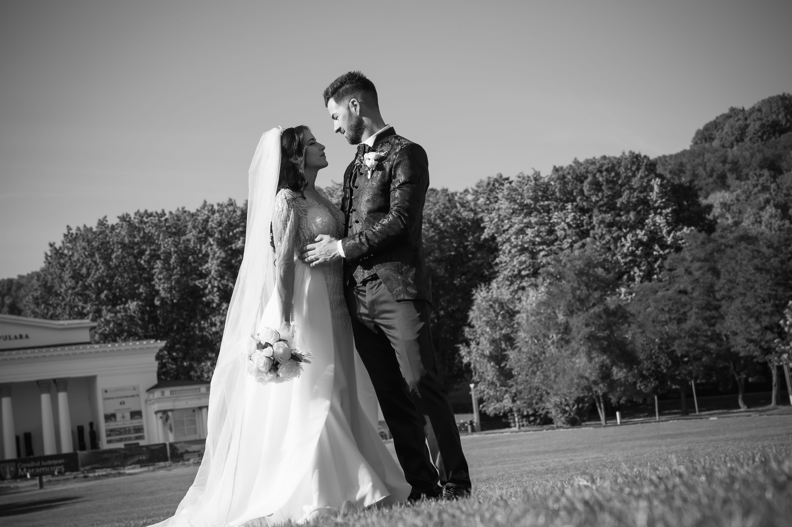 VALENTIN & ROXANA. RRStudio — Fotograf evenimente
