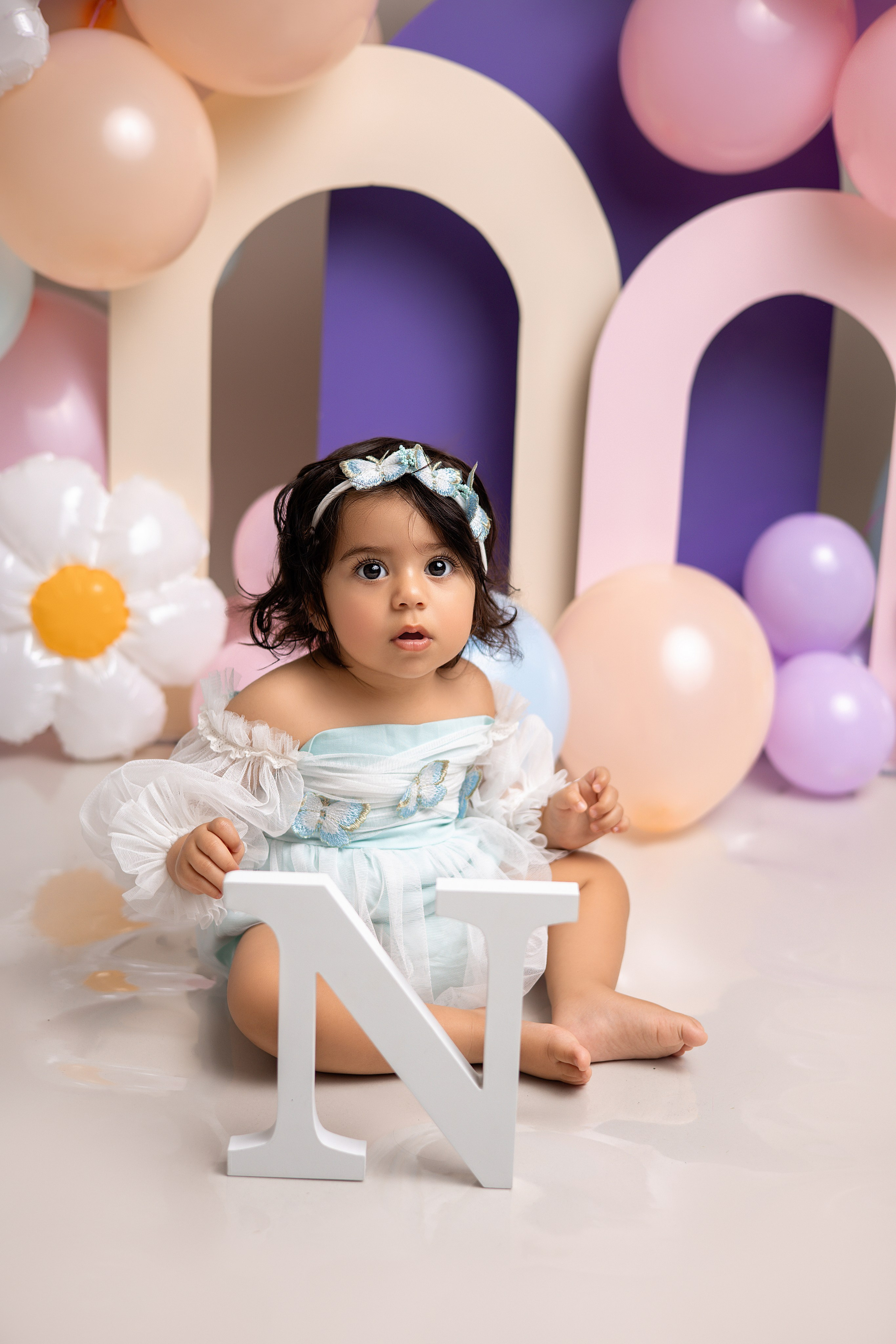 Erste Geburtstag „Cake Smash“. Neugeborene- Schwangerschaft- und Kinder Fotografin in Lehre