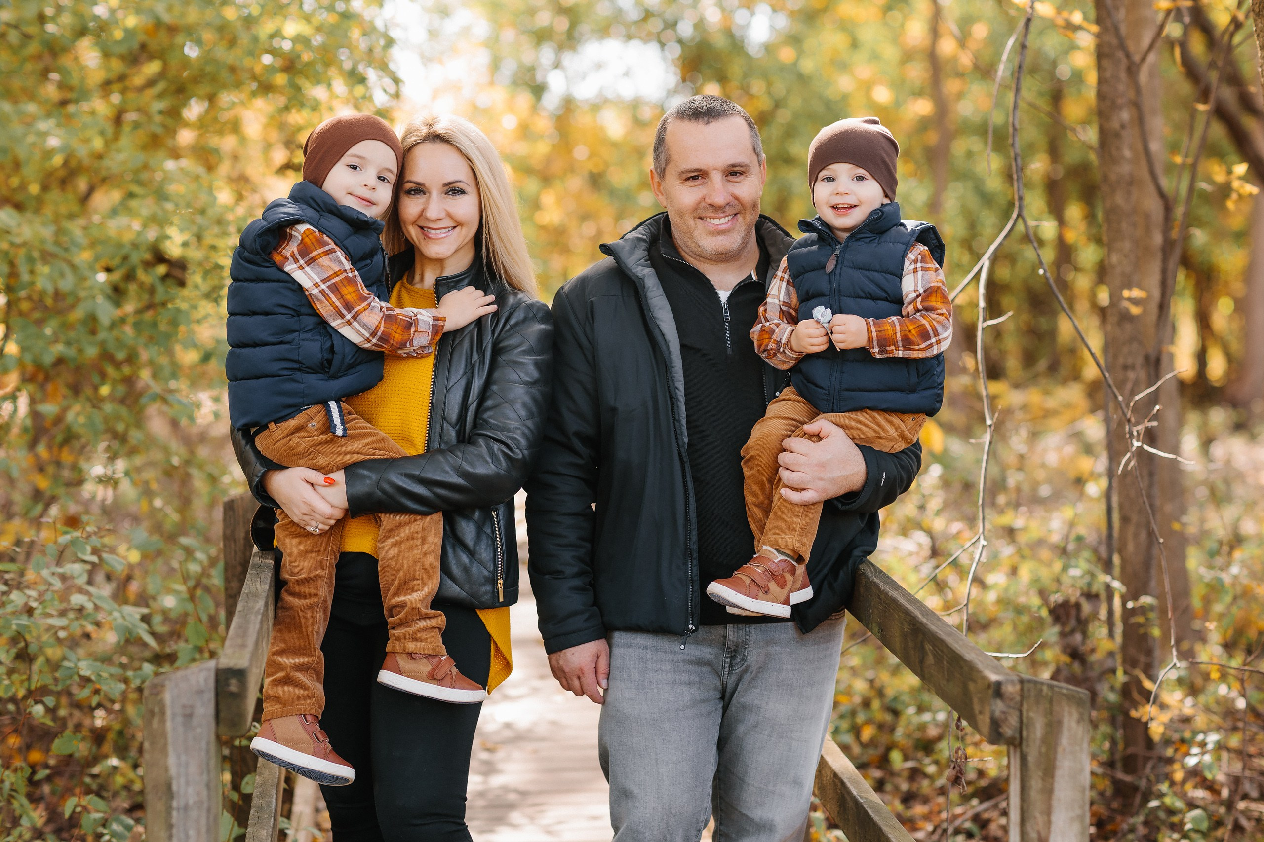 10.21.23 Family Photoshoot. Wedding family event photographer in Chicago Nick Yushevich