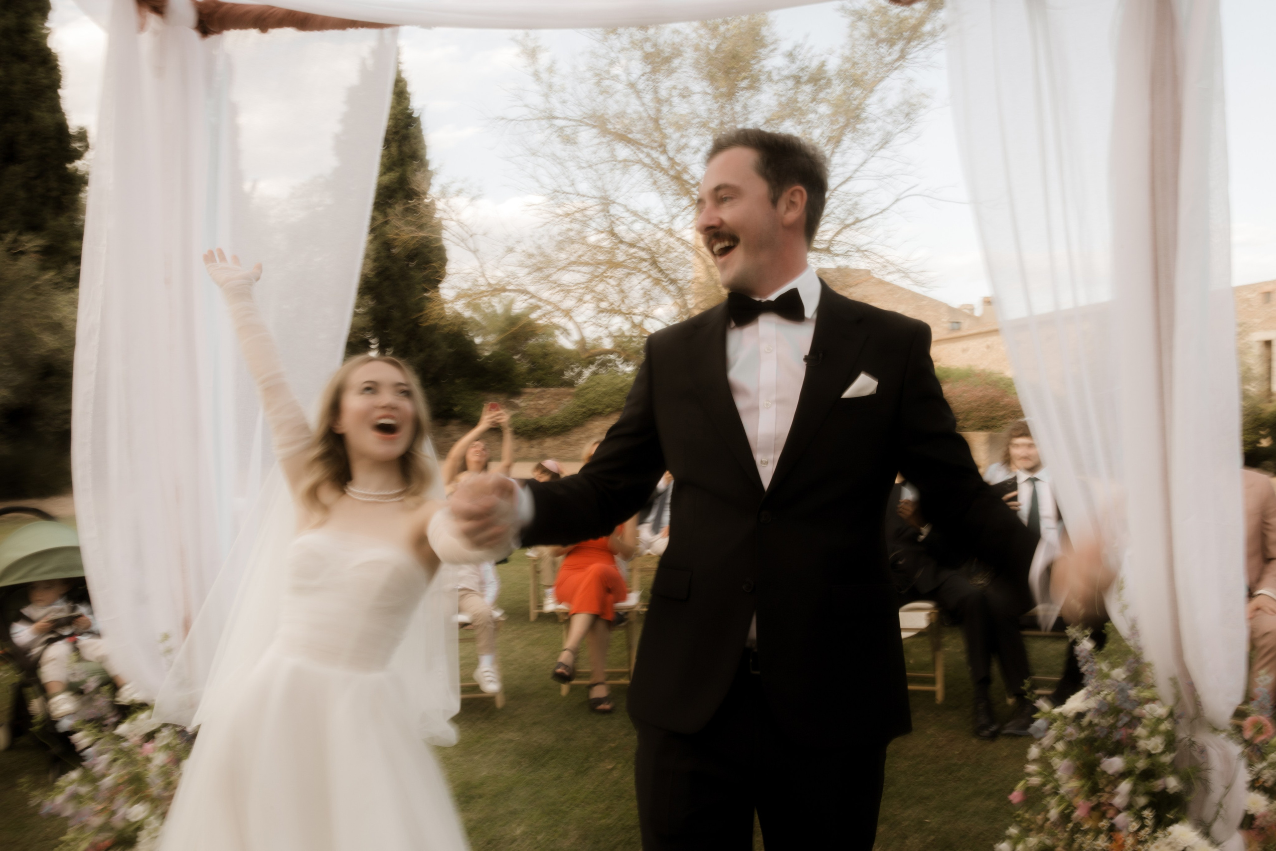 PJ & Yonna. Hotel Castell d’Emporda. Paola fotógrafo / videografo de bodas en Barcelona