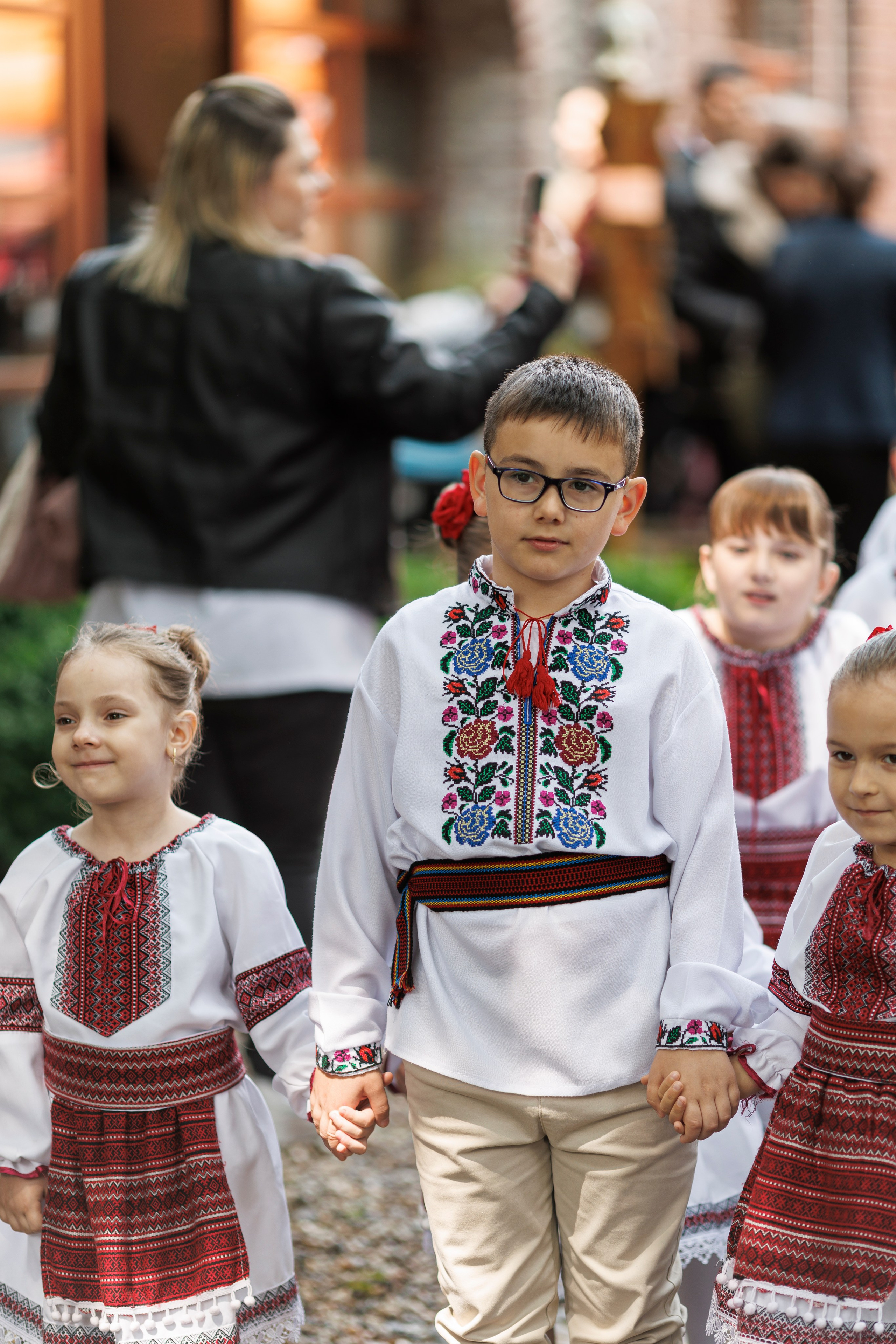 Hora Dorului 2025. Dienstleistungen