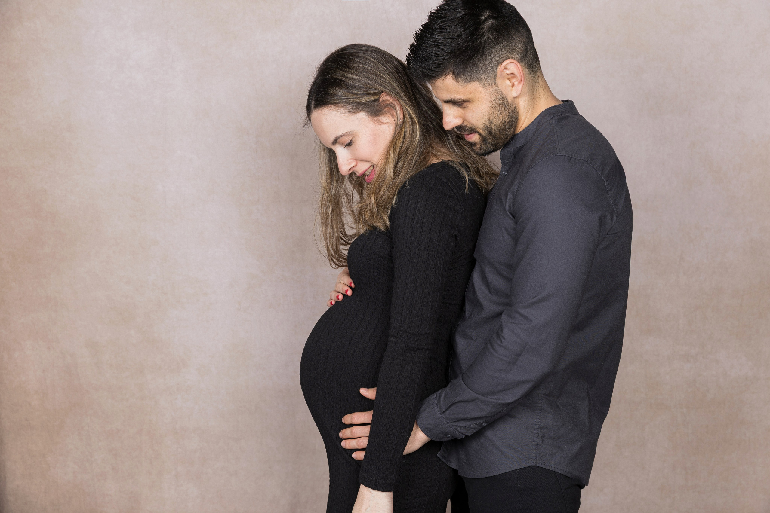 Sesión de Embarazo: Rainbox. Rainbox Estudio de Fotografía