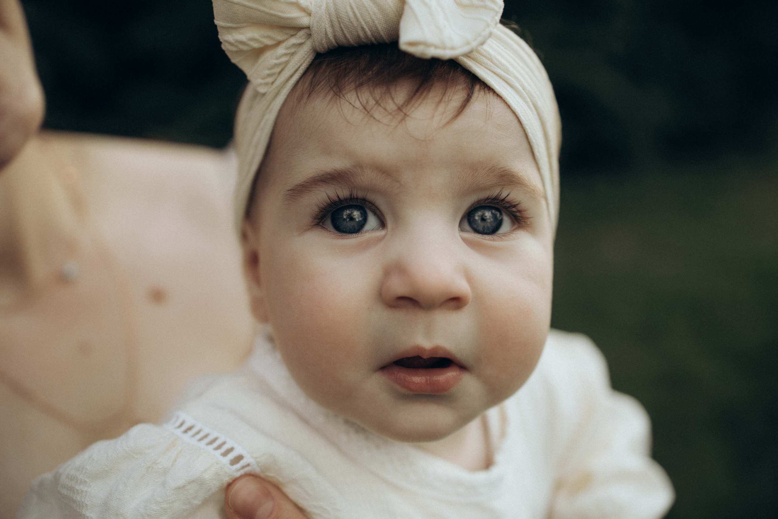 Pergola gardens. Photographer in Milton Keynes, Northampton & London — Wedding, Family & Portrait Photography