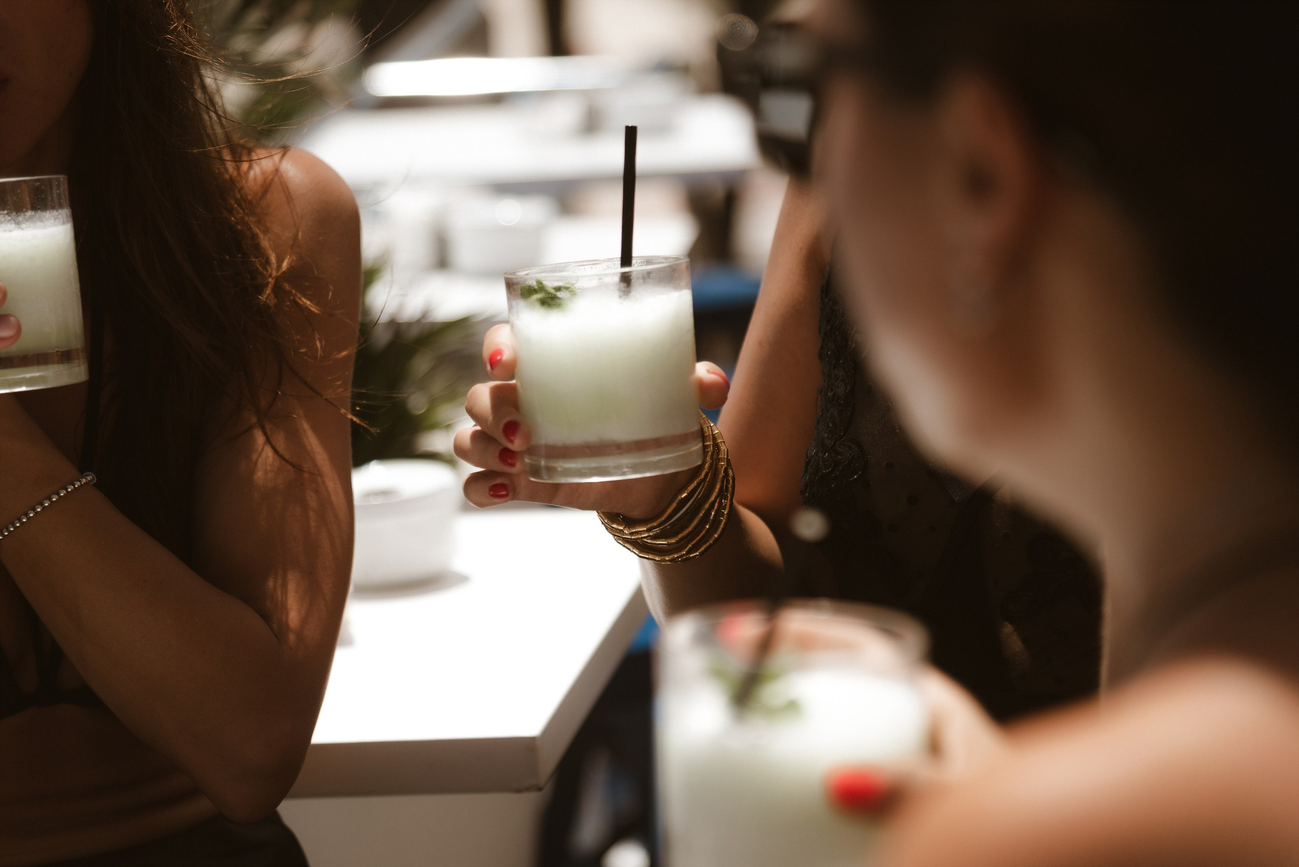 Hen party photographer in Spain — live photos by the pool | Andrey Lukovnikov