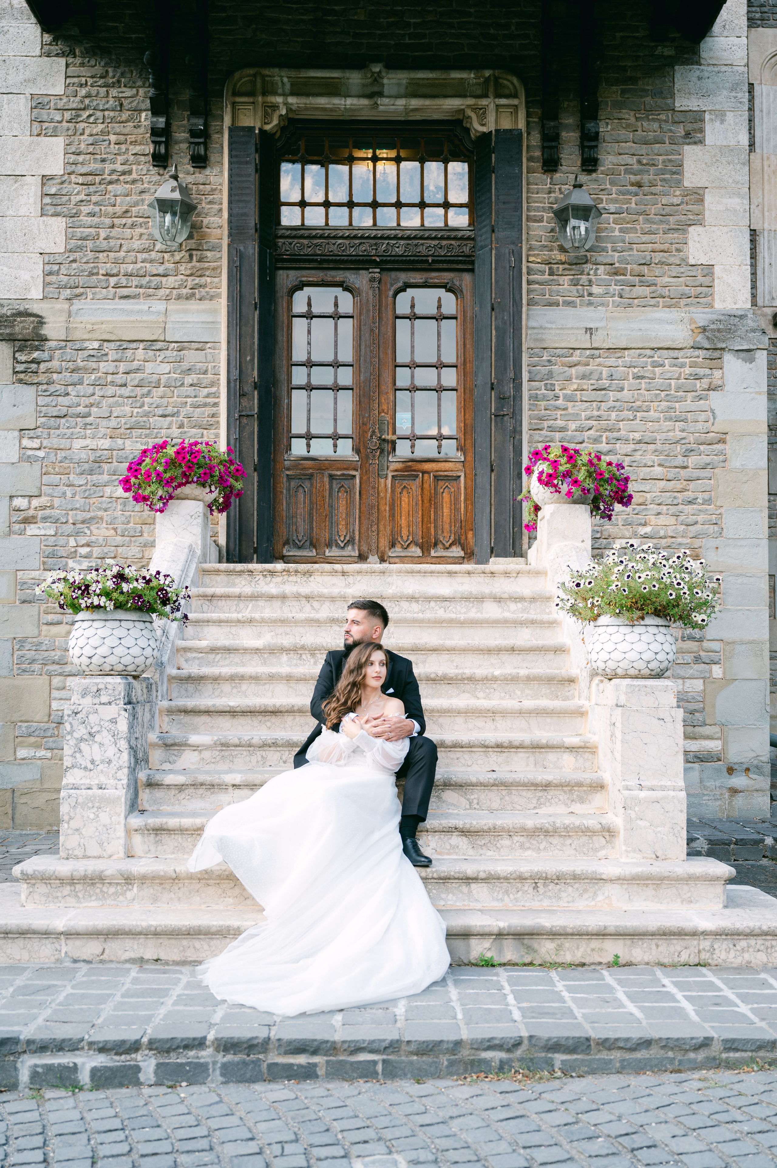 Sedinta foto trash the dress la castelul Cantacuzino