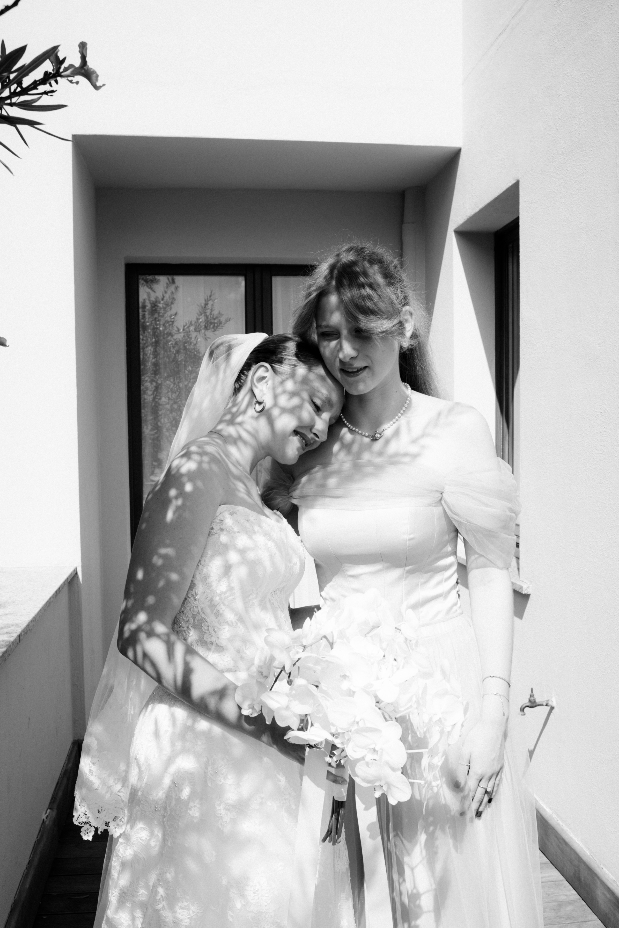 Wedding at Lake Garda in Limone sul Garda and Malcesine, Italy — Sofia and Egor. Liza Bizzaro — Italy Wedding, Love Story & Portrait Photographer in Milan, Turin, Piedmont and Across Italy