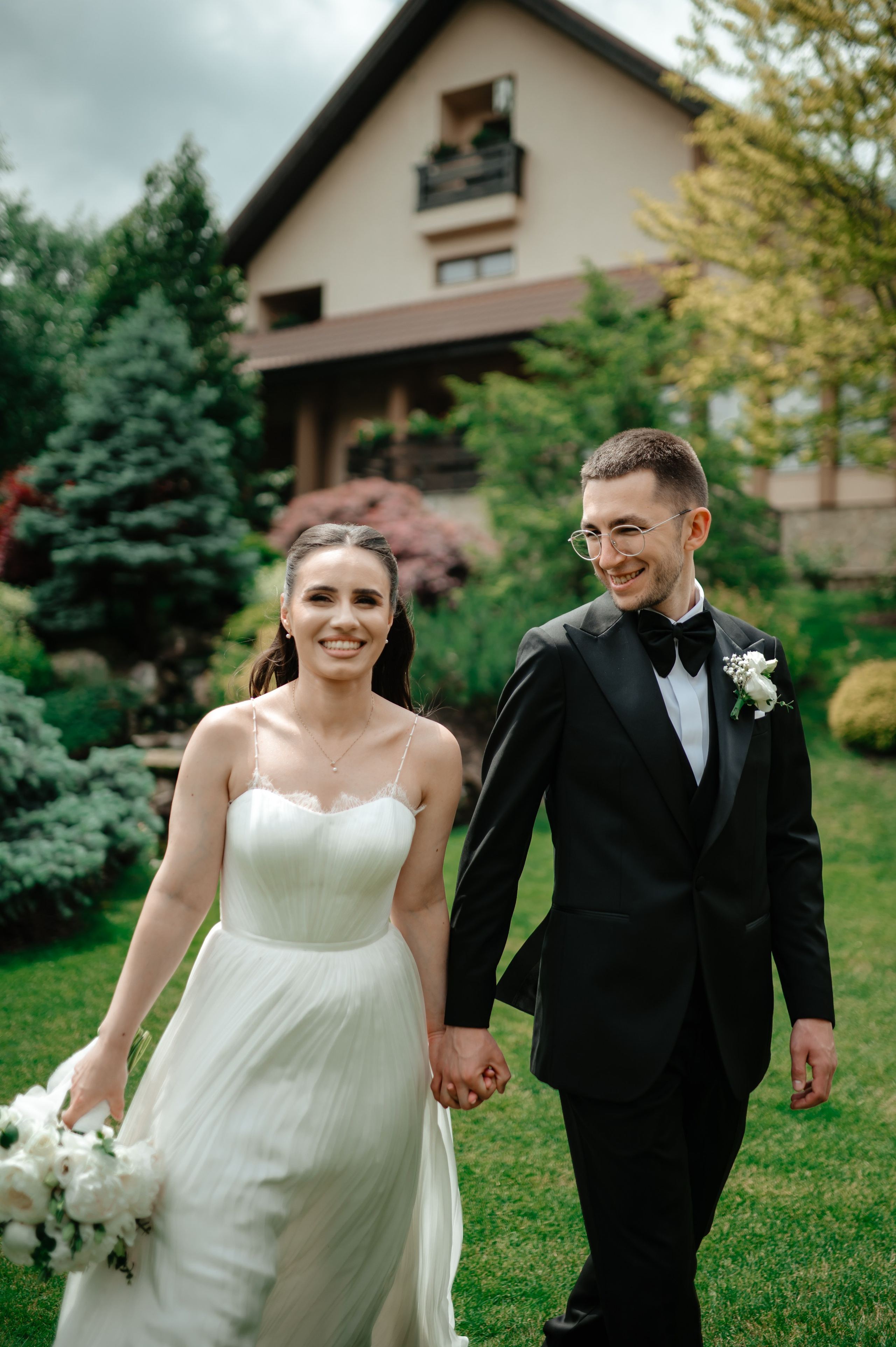 Alexandra & Bogdan. Adrian Visovan - Fotograf Iasi