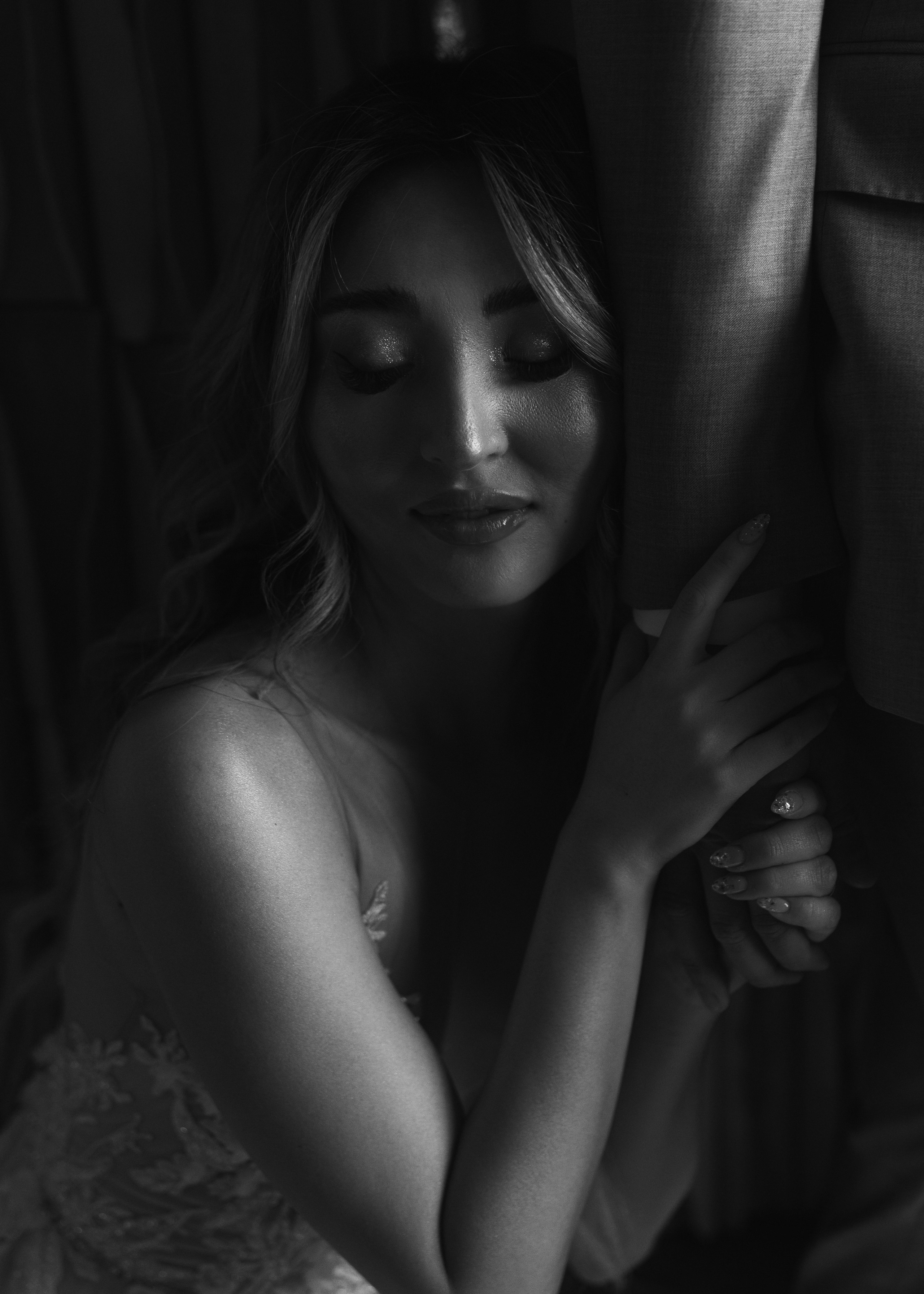 Wedding at Conrad Hotel Los Angeles. Wedding Photography & Videography Team in California, Los Angeles, San Francisco, San Diego and Travel