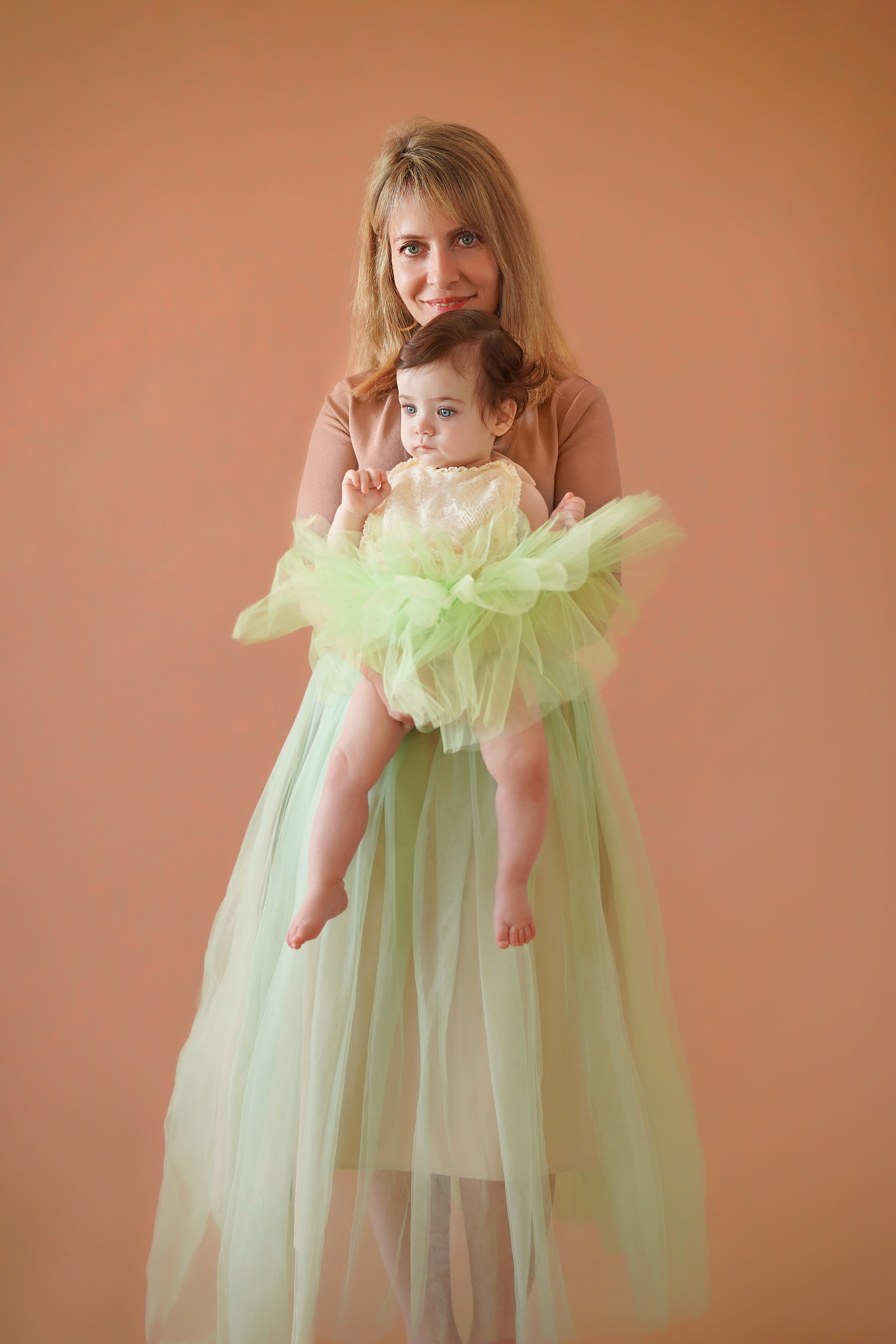 LA FAMIGLIA. Lina Zlotnikov