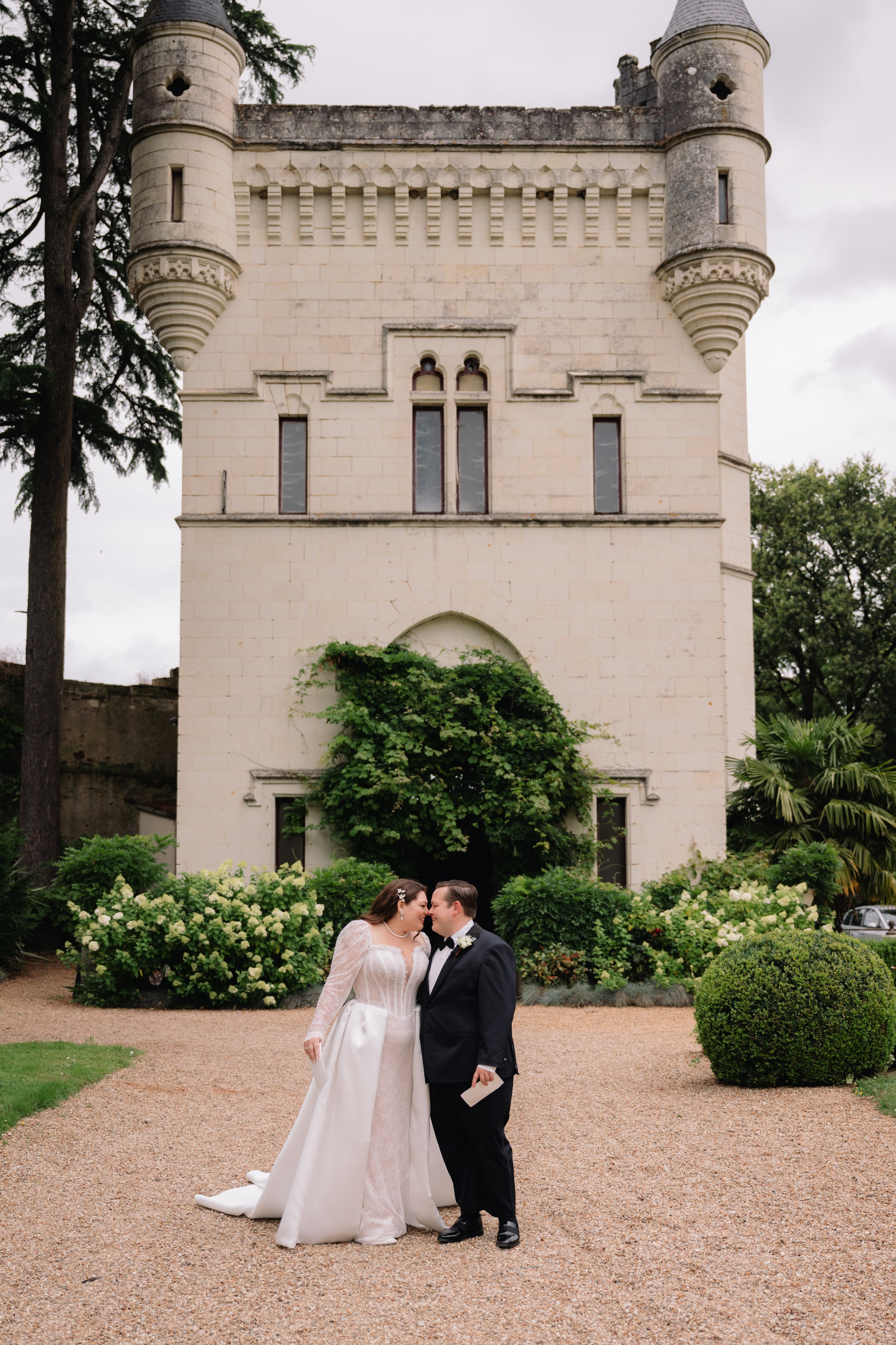 Luxury Château Wedding in France | Anna & Jon at Chateau Challain