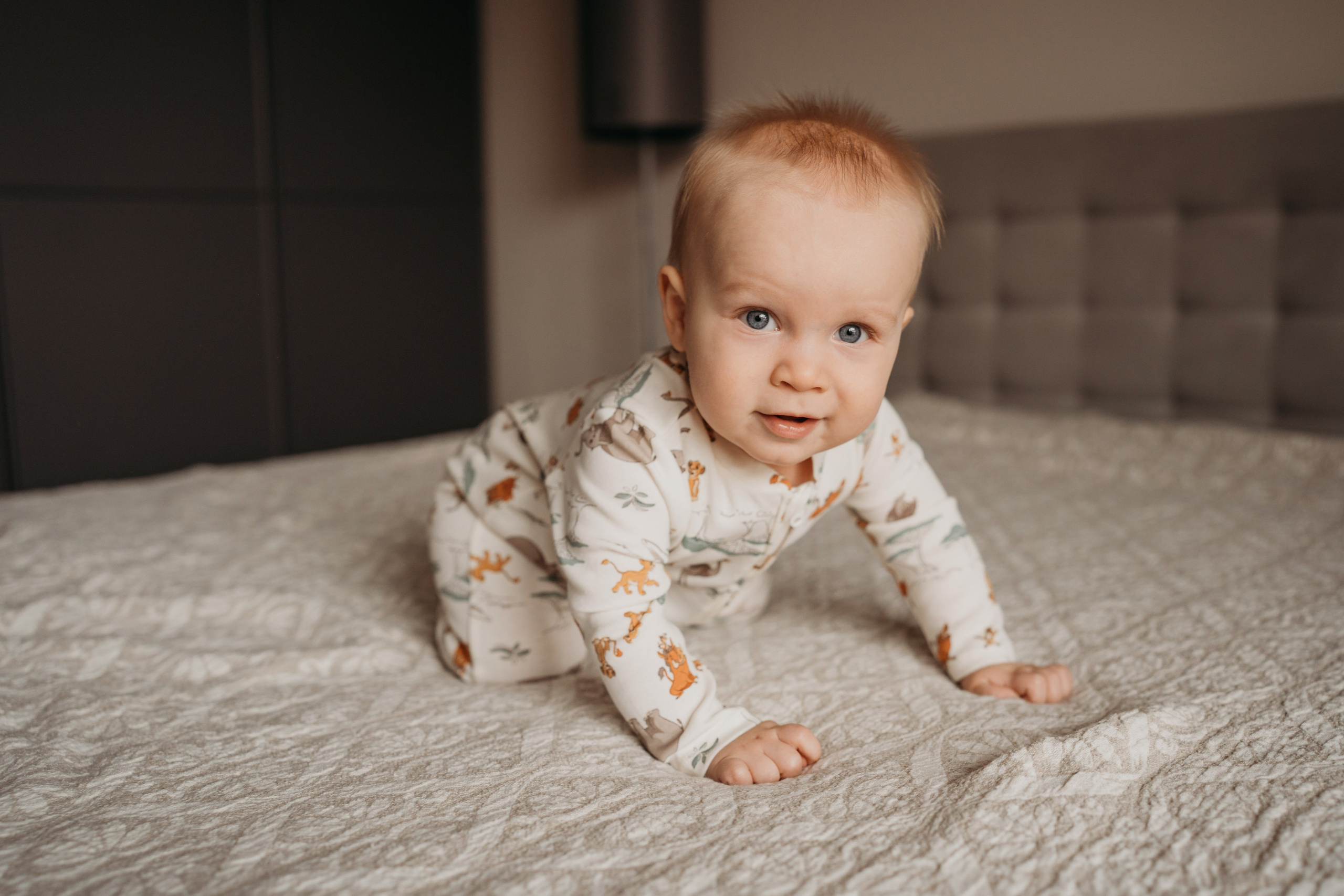 8 месяцев. Фотограф новорожденных и детей первого года Евгения Михалькевич