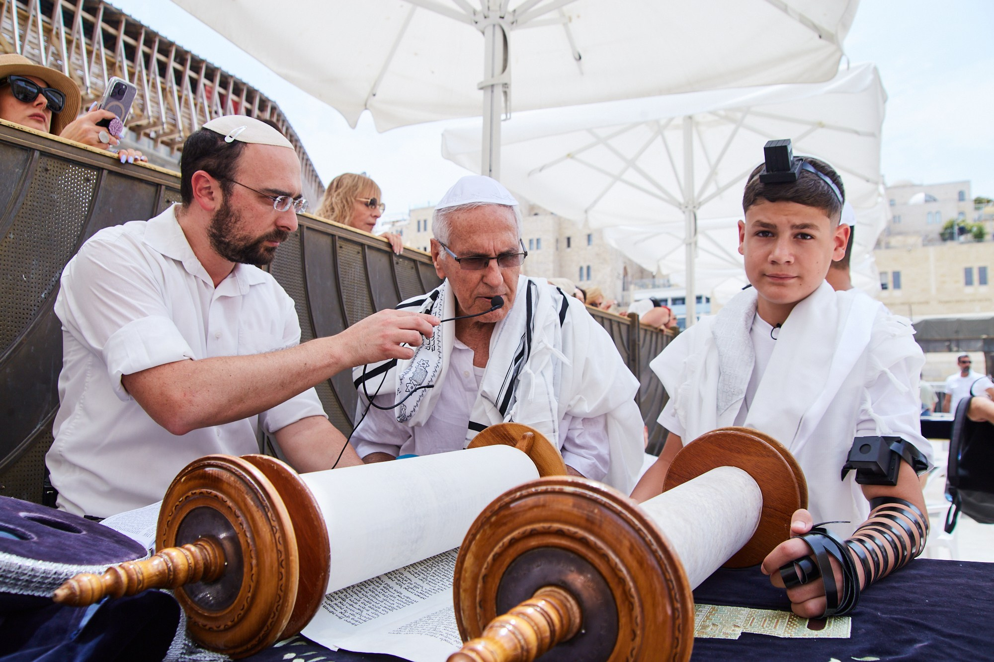Бар-мицва на Котеле 2. Портретный и репортажный фотограф в Израиле Рома Бирман