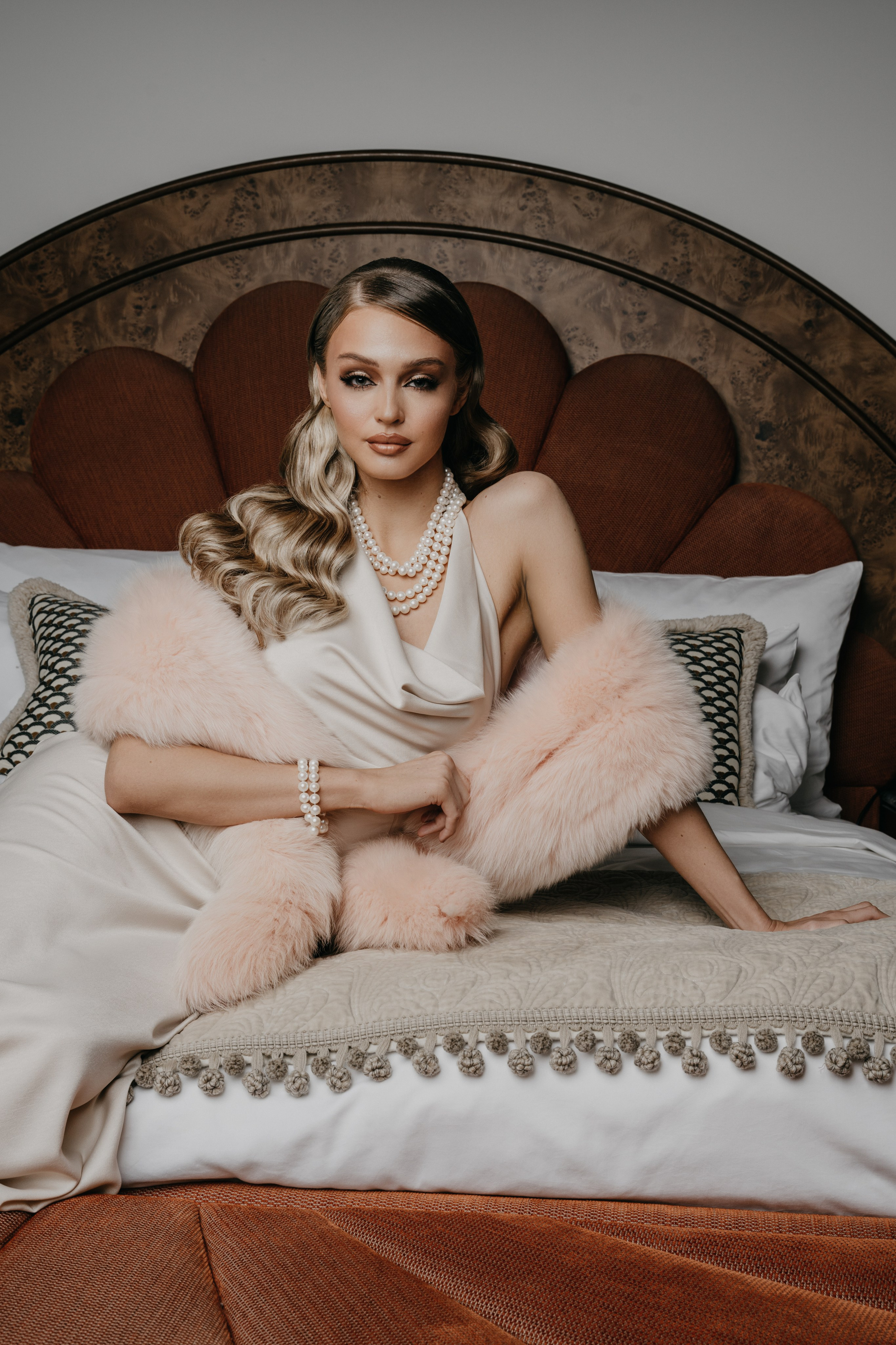 Weddings. Editorial photographer Yuliya Drazdovich