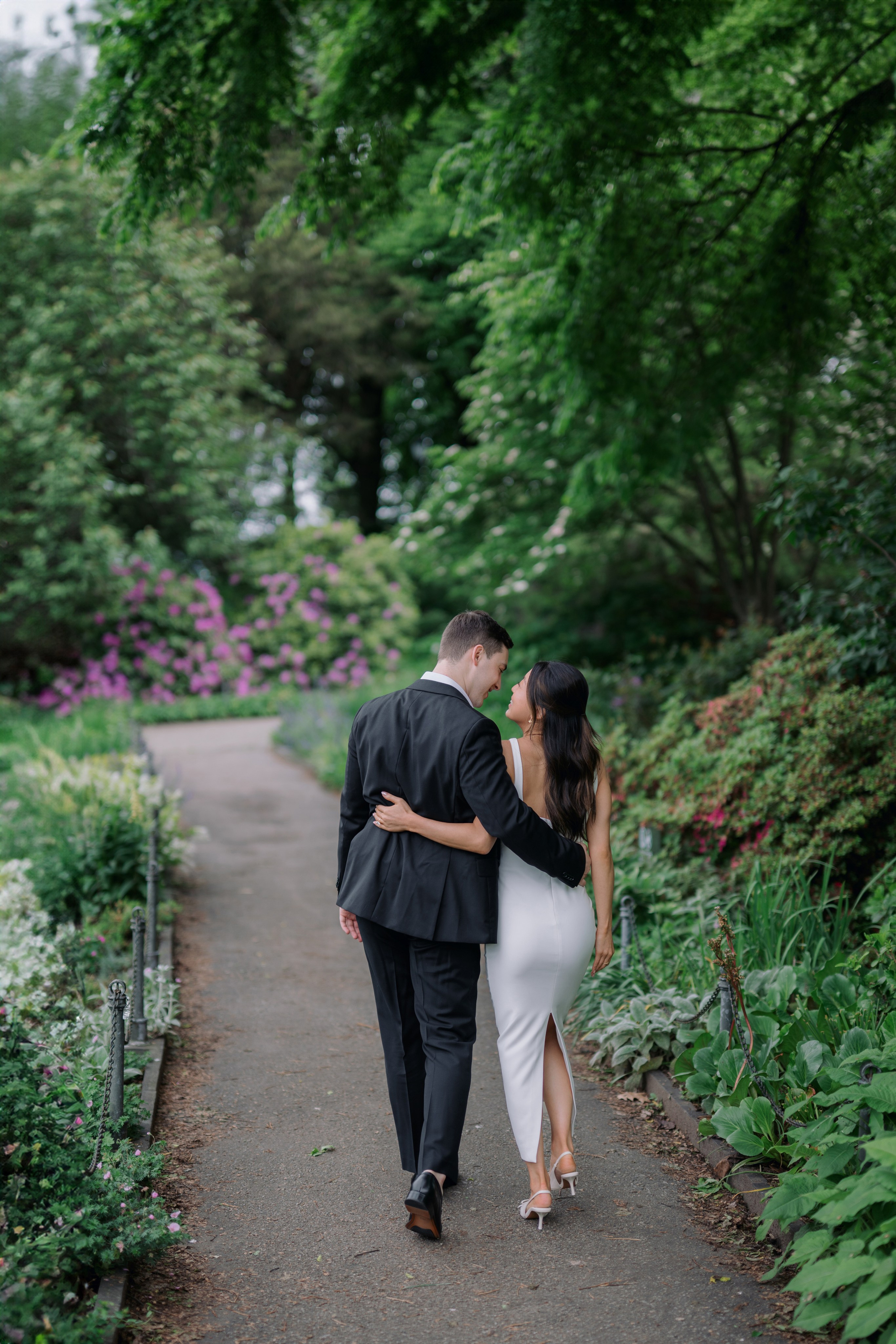 Jennifer & John. Engagement Photoshoot at The Cloisters, Fort Tryon Park