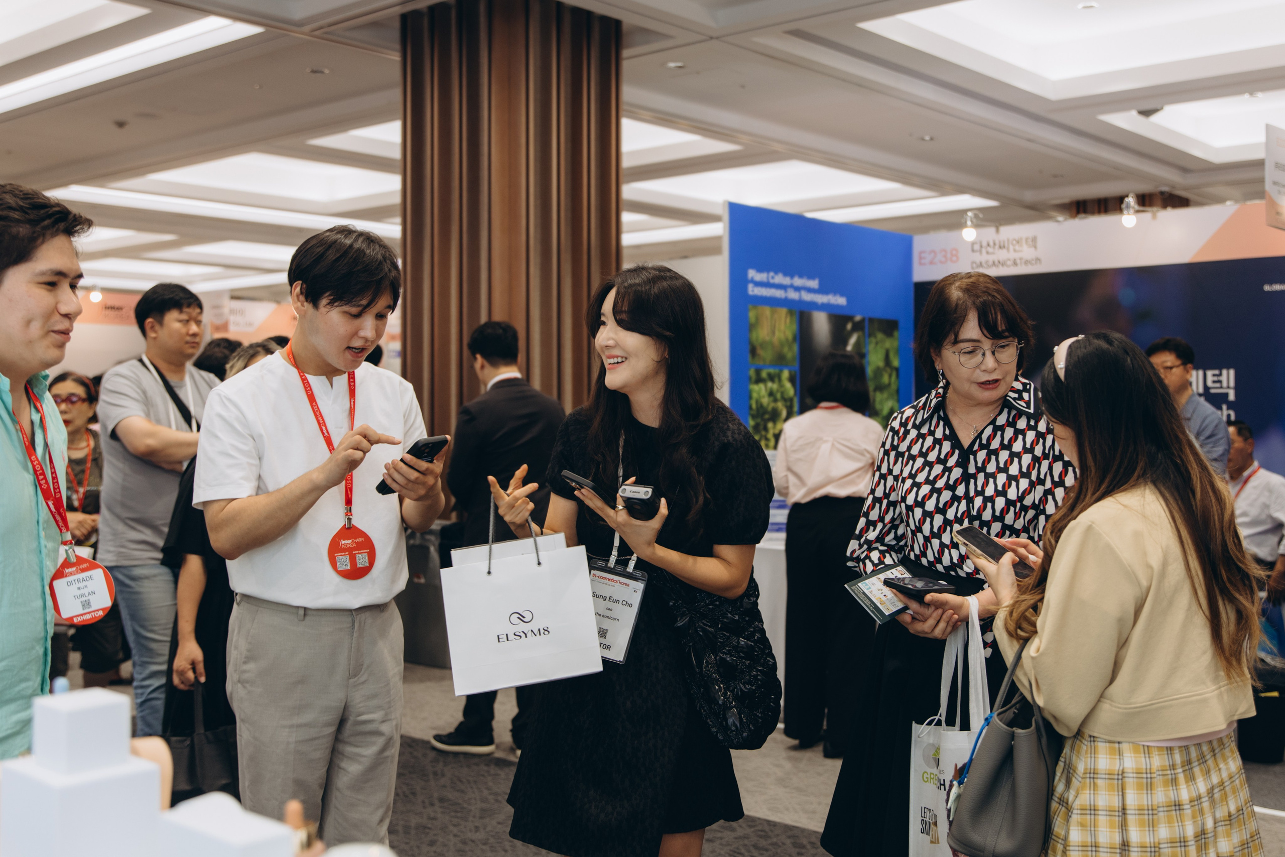 Inter charm Korea 2024 (ELSYM8). Portrait photographer in South Korea Olga Lian
