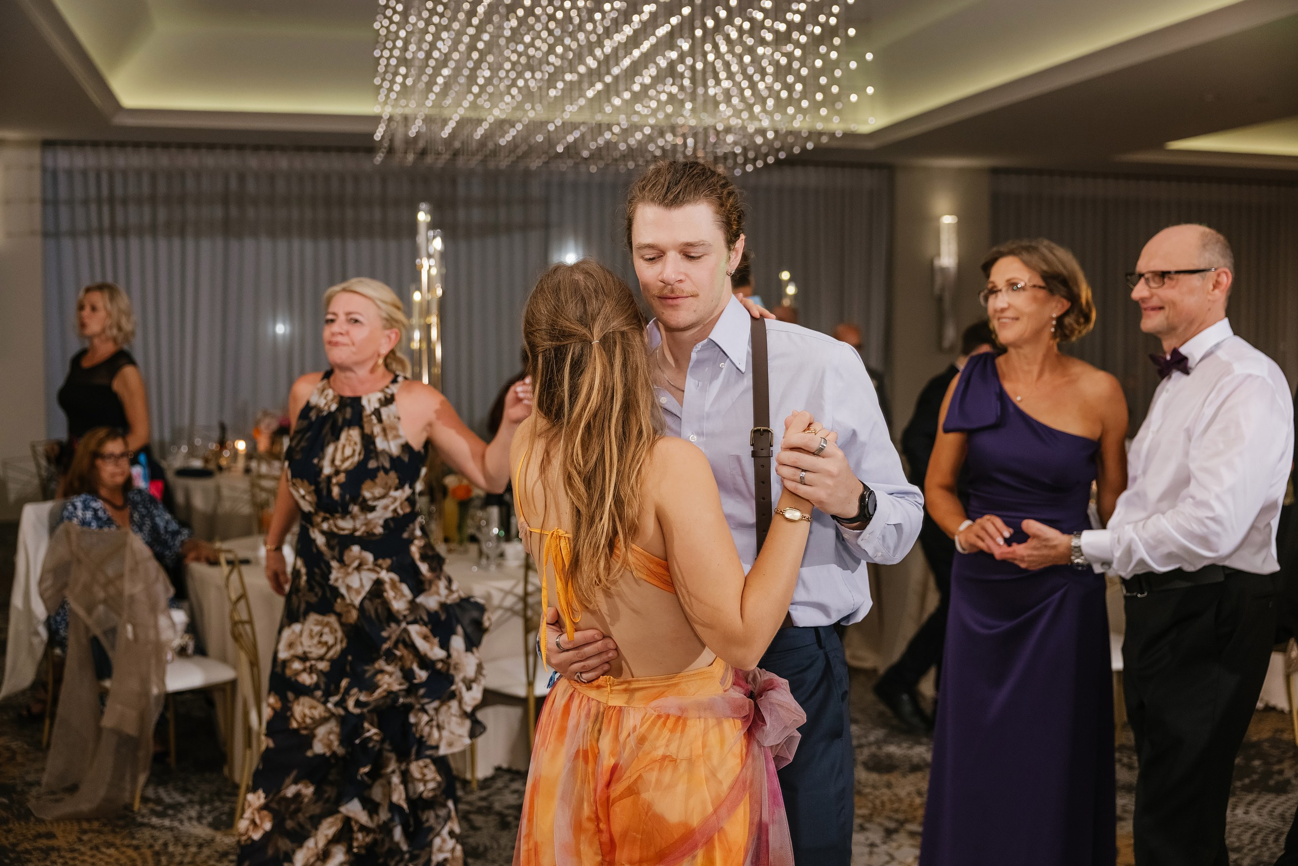 09.06.2025 Wedding. Wedding family event photographer in Chicago Nick Yushevich