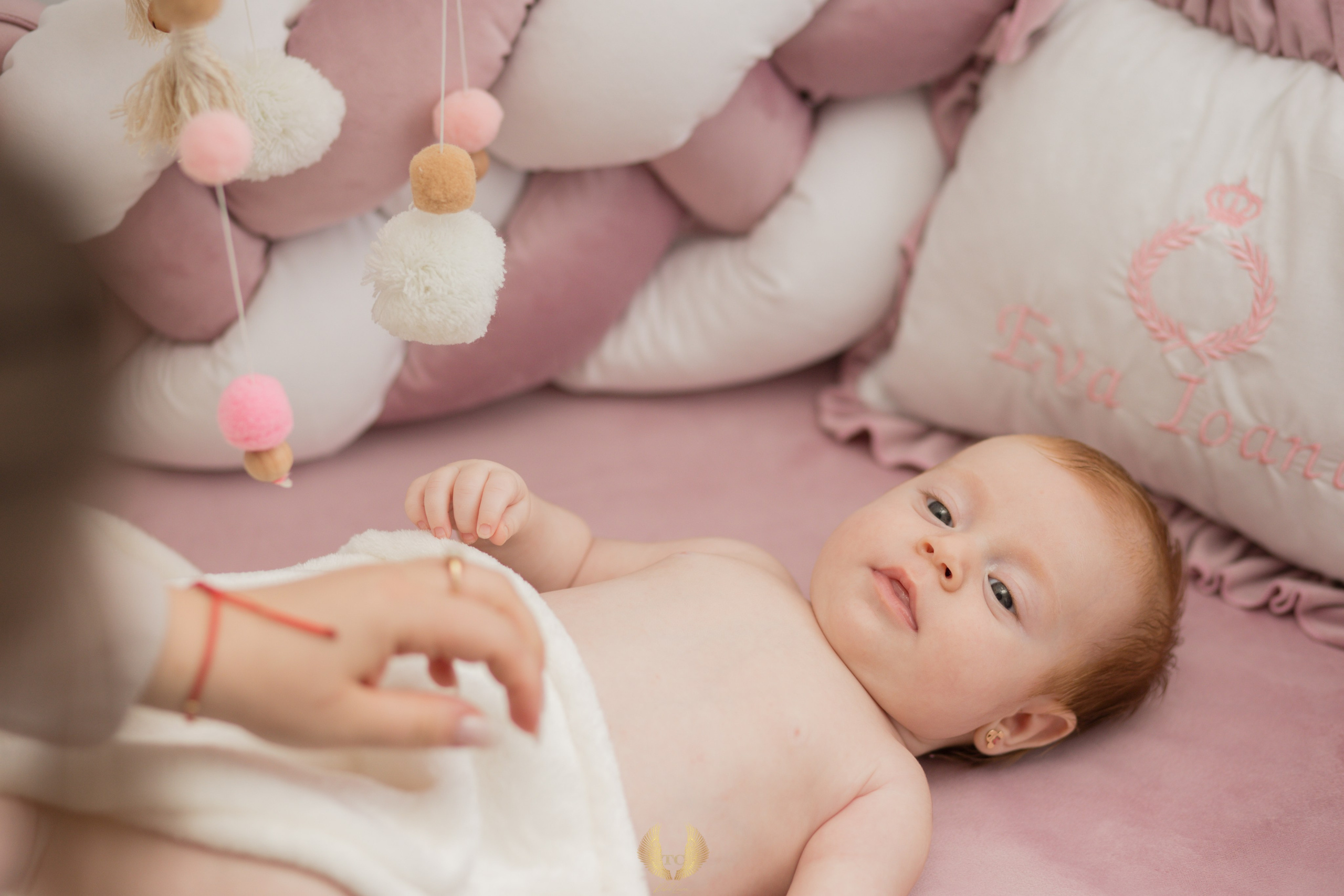 Eva Ioana. Fotograf si videograf — evenimente si studio