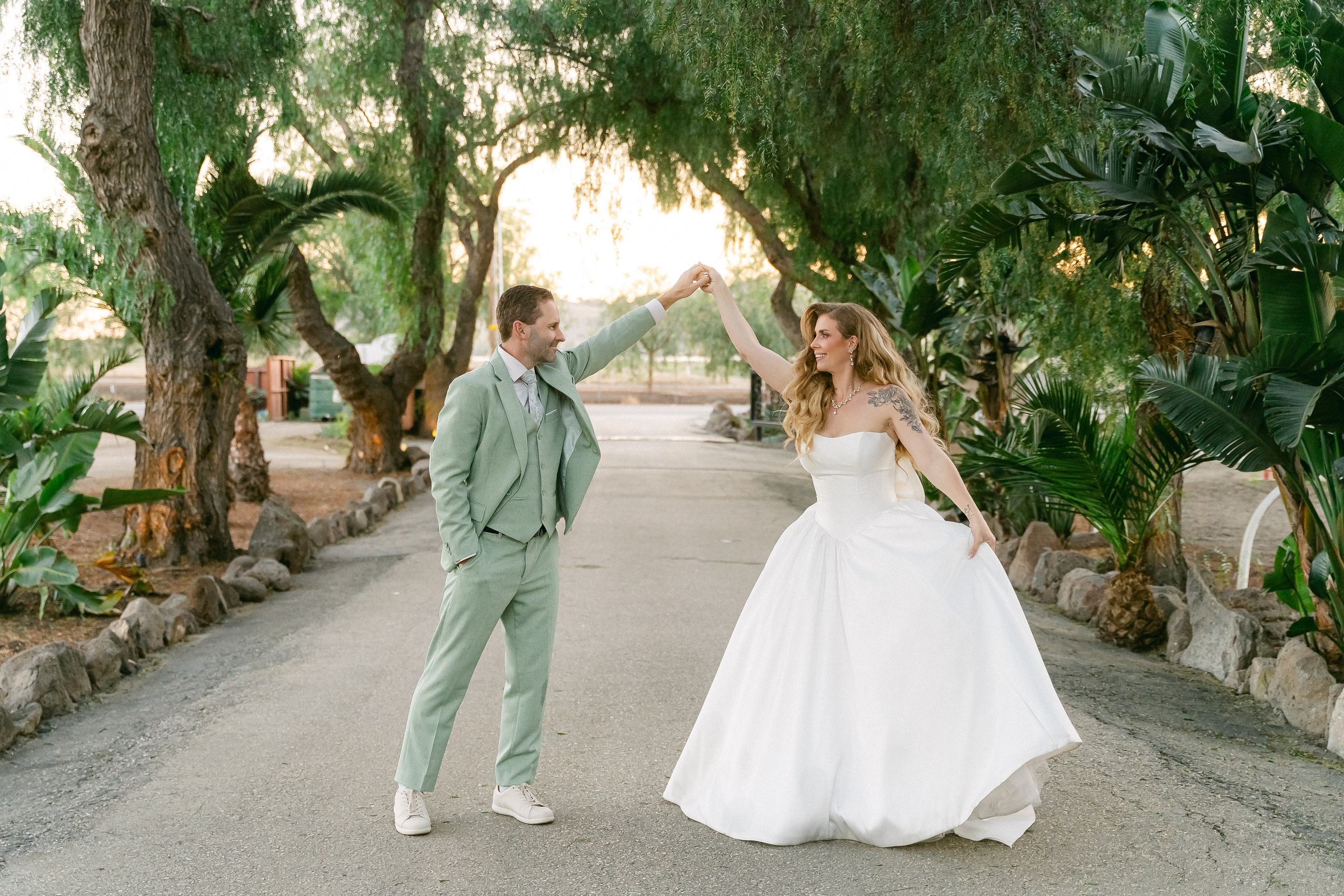 Mark & Caroline. Babich Weddings