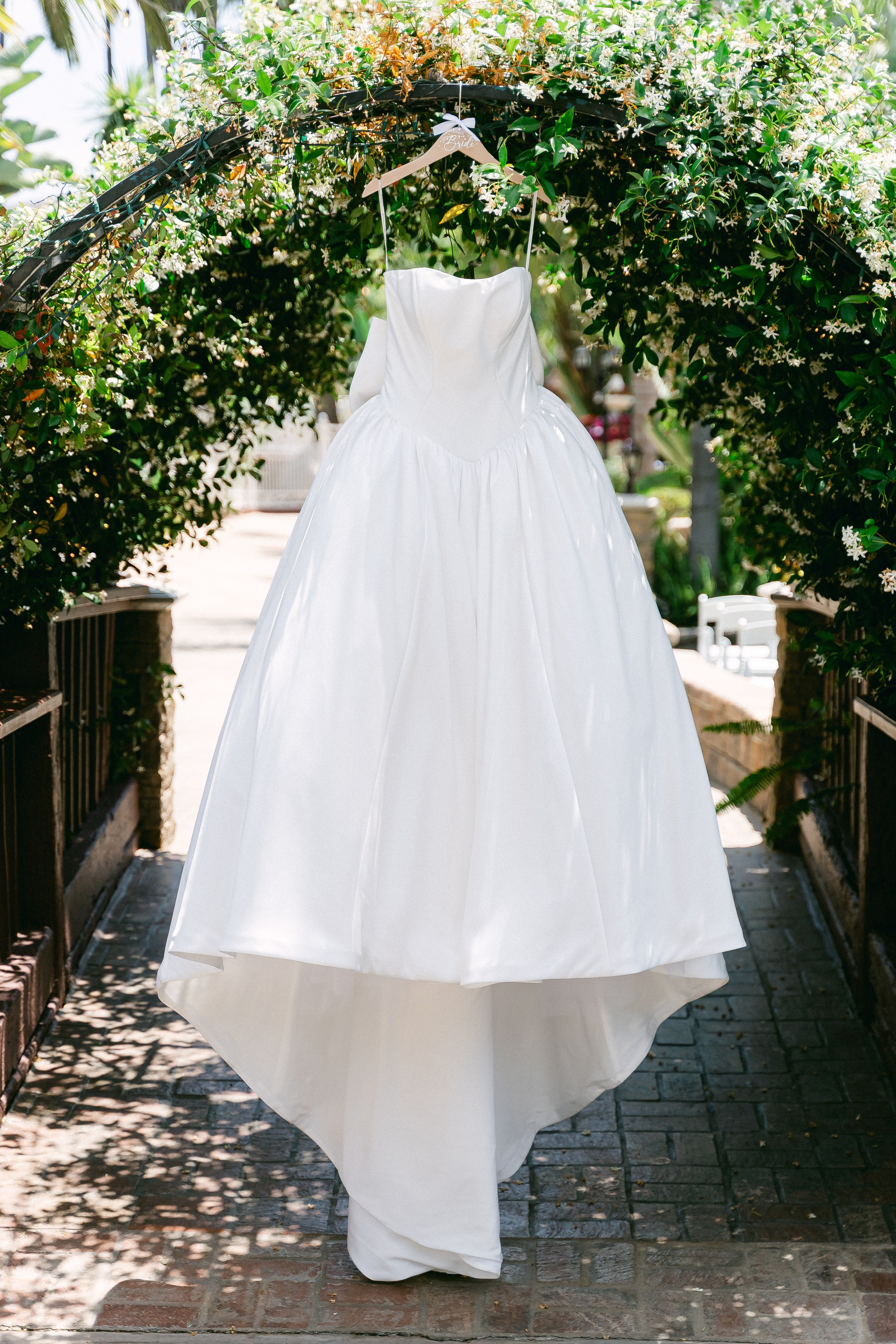 Mark & Caroline. Babich Weddings