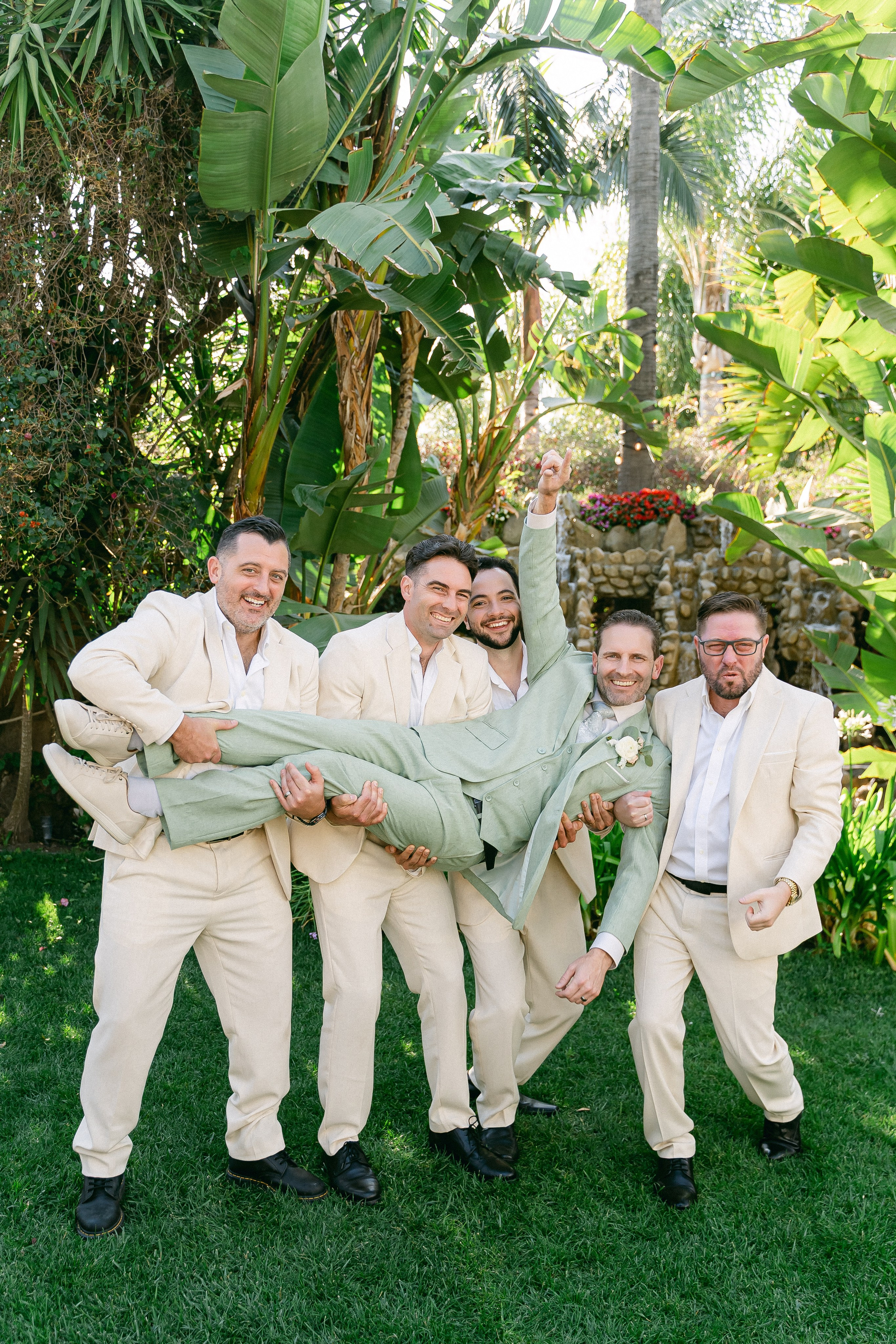 Mark & Caroline. Babich Weddings