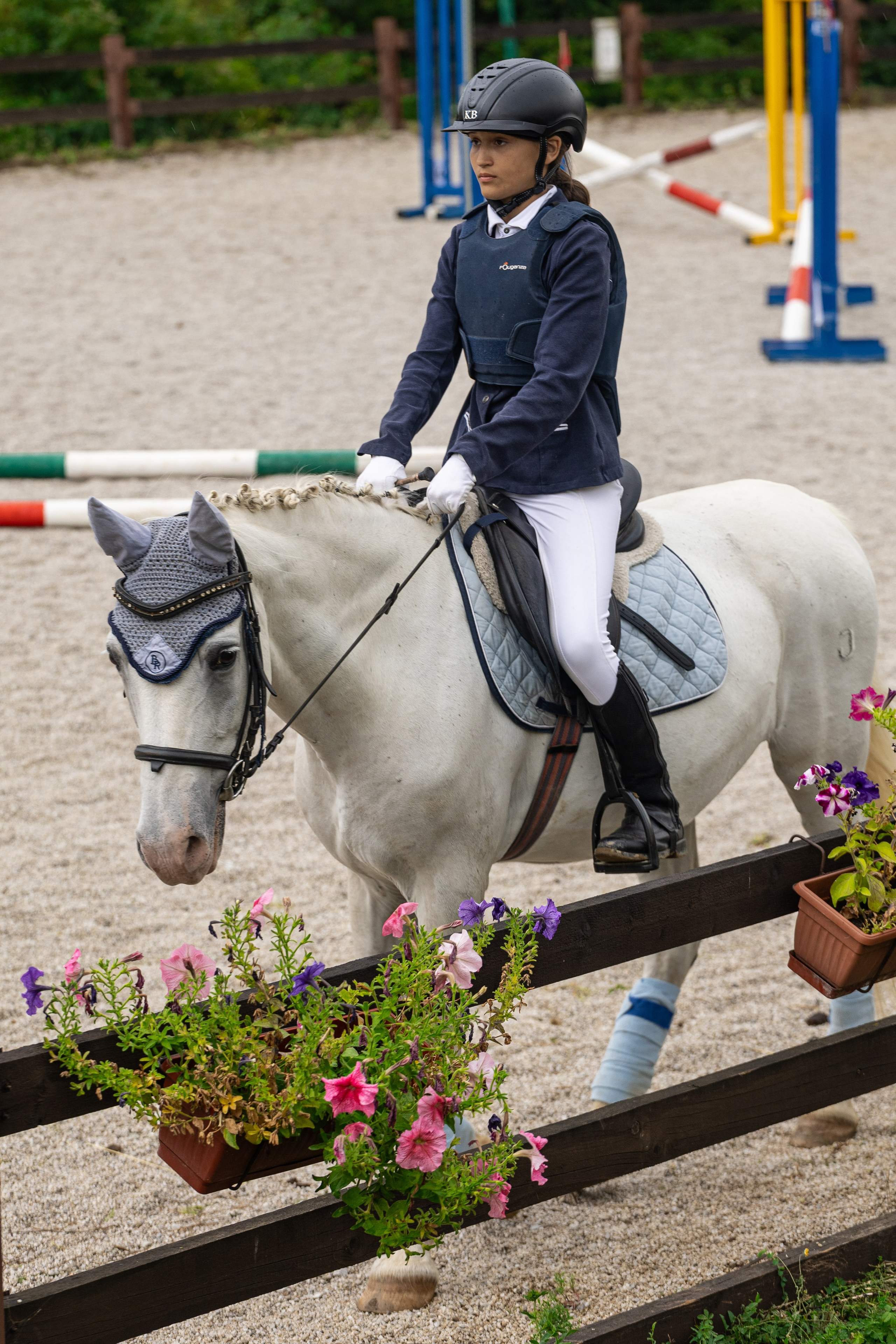 Preponsko takmičenje konja u Sarajevu, 16. august 2025 – dinamičan skok konja i jahača u umjetničkom prikazu snage i elegancije.