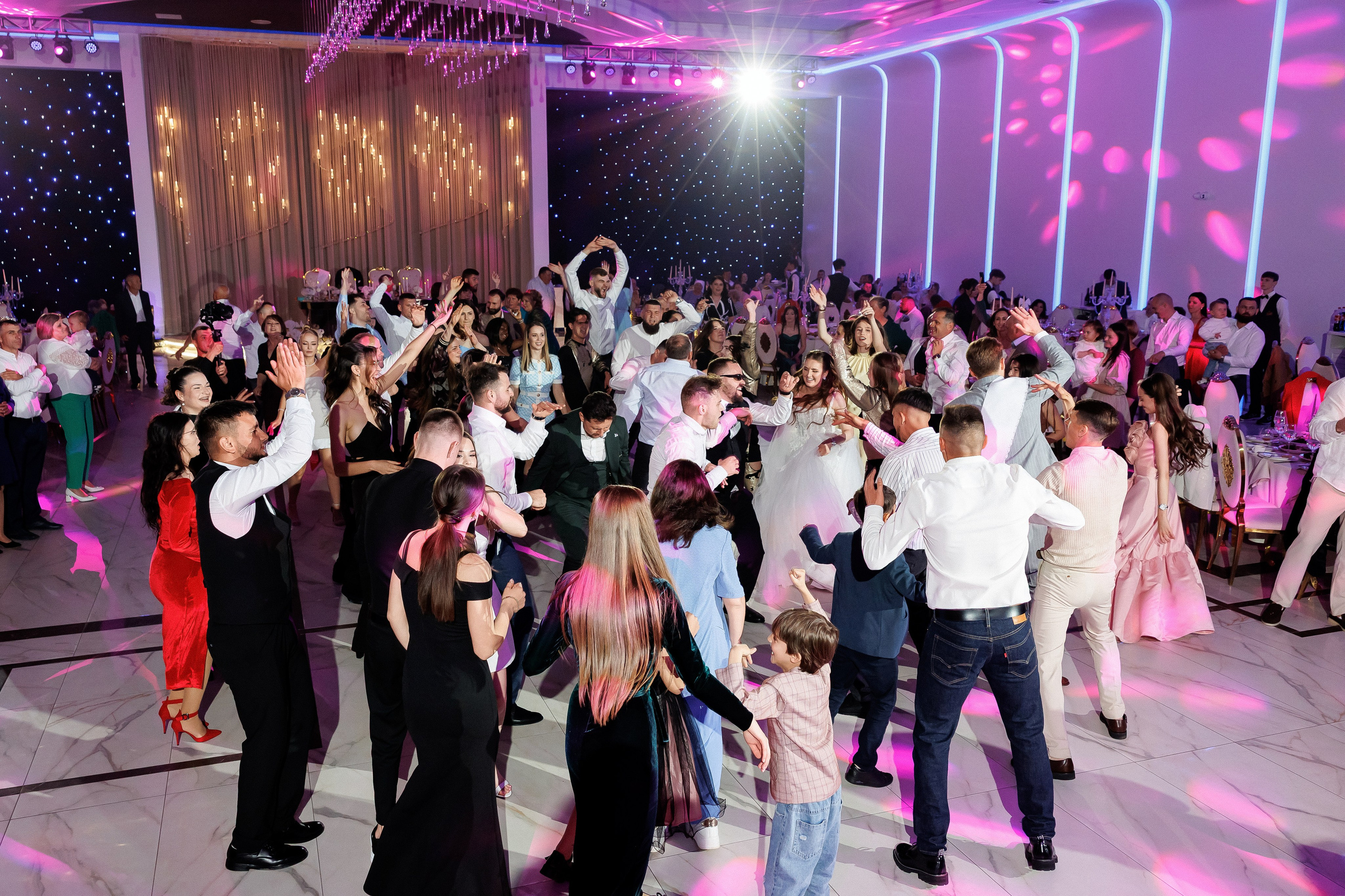 Ion & Djulieta — Richland — Wedding Day. Servicii Foto și Video 067188353